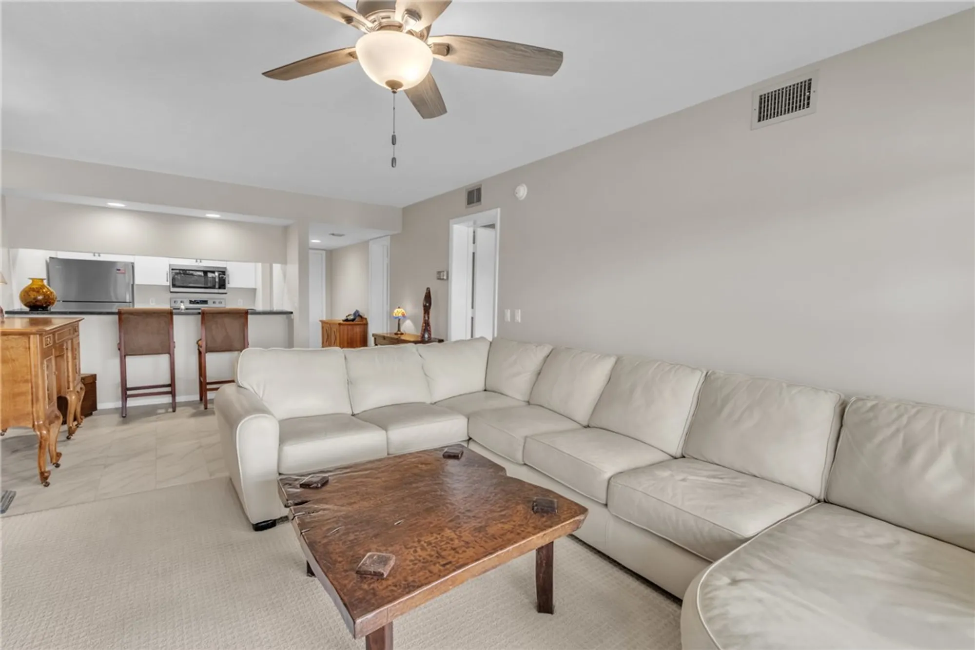 Property Slideshow image 11 of 36 | 7 plantation dr apt 202, Vero Beach, FL, 32966