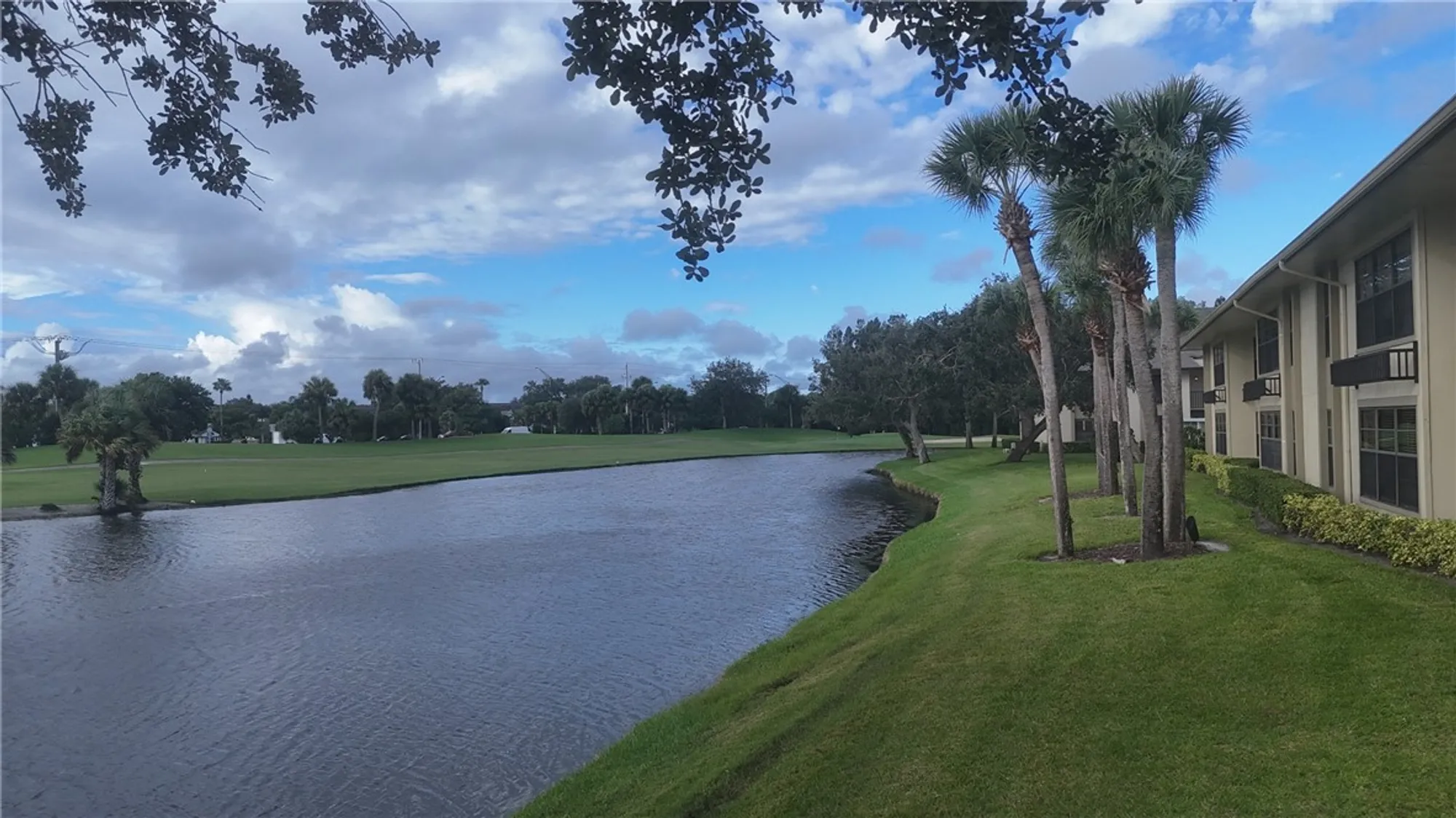 Property Slideshow image 27 of 36 | 7 plantation dr apt 202, Vero Beach, FL, 32966