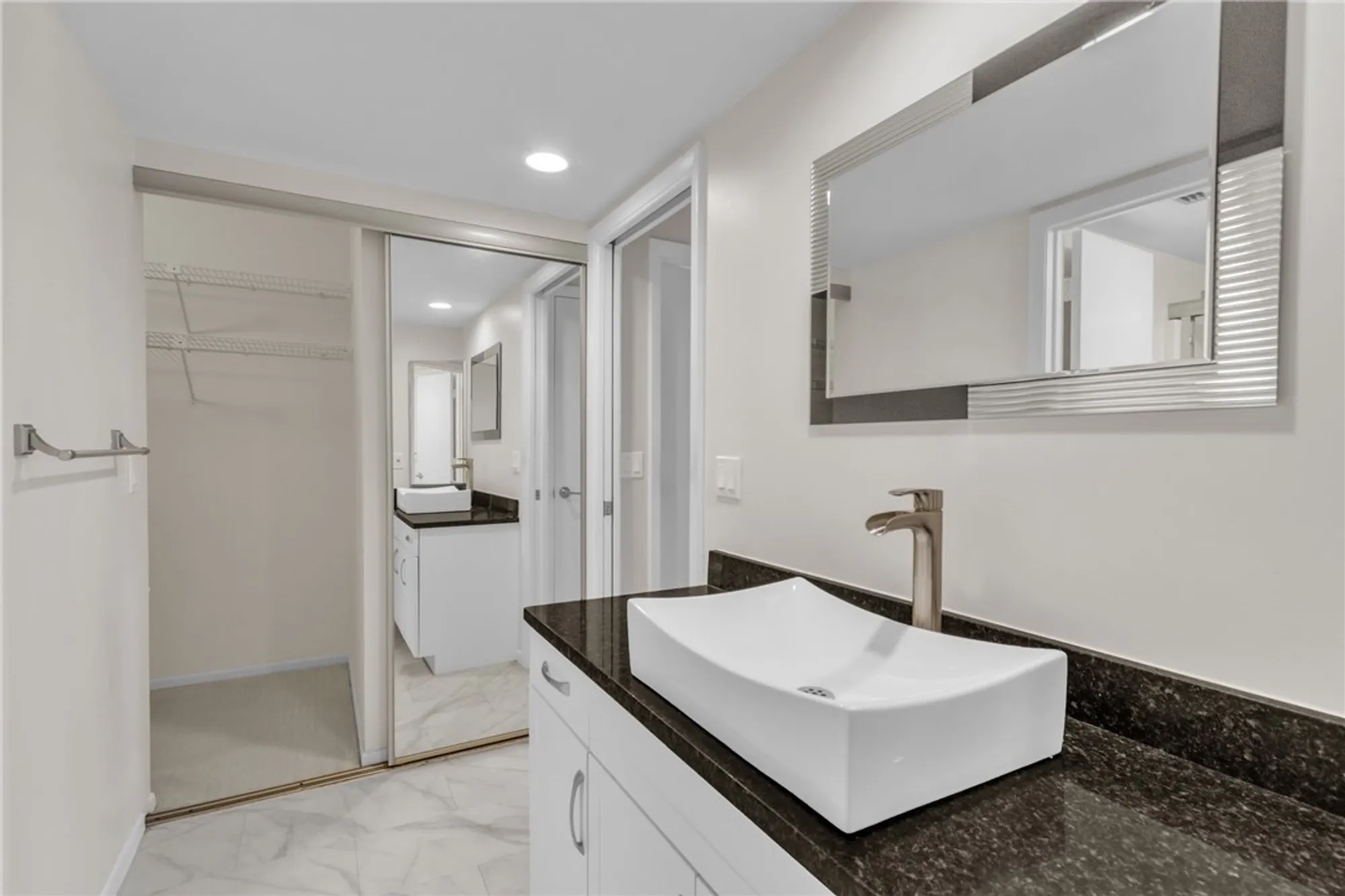 Property Slideshow image 21 of 36 | 7 plantation dr apt 202, Vero Beach, FL, 32966