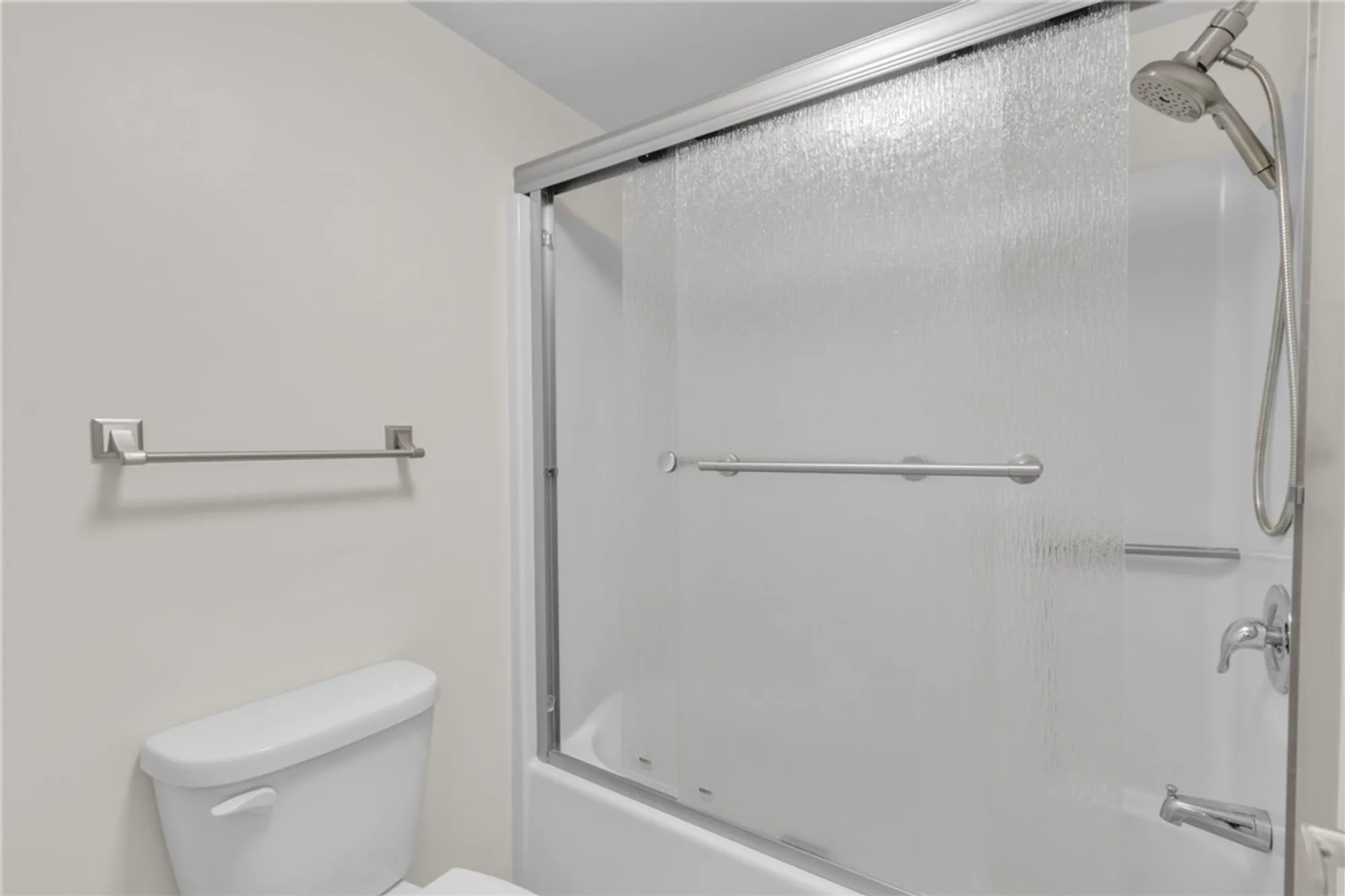 Property Slideshow image 23 of 36 | 7 plantation dr apt 202, Vero Beach, FL, 32966