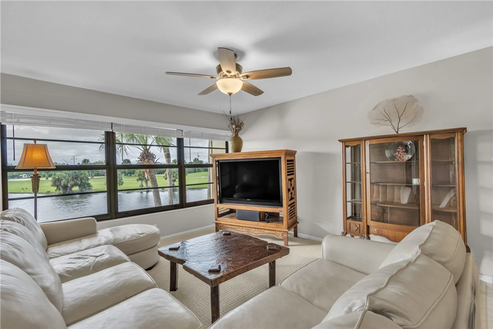 Property Slideshow image 8 of 36 | 7 plantation dr apt 202, Vero Beach, FL, 32966