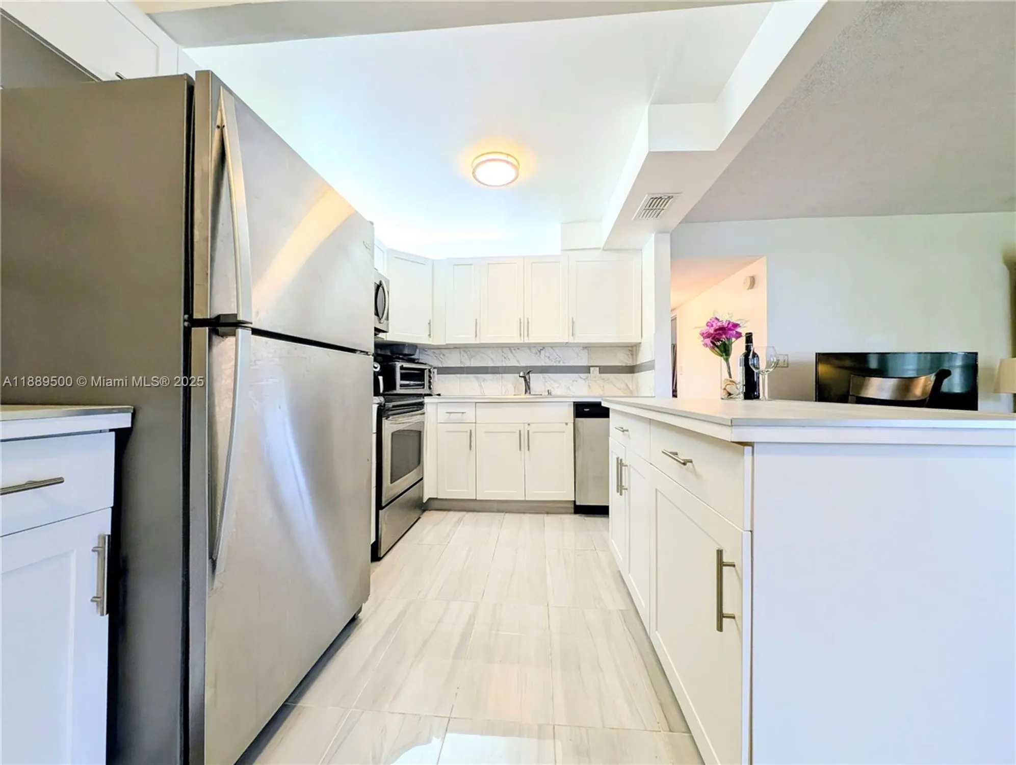 Property Slideshow image 16 of 38 | 3061 nw 47th ter 226a, Lauderdale Lakes, FL, 33313