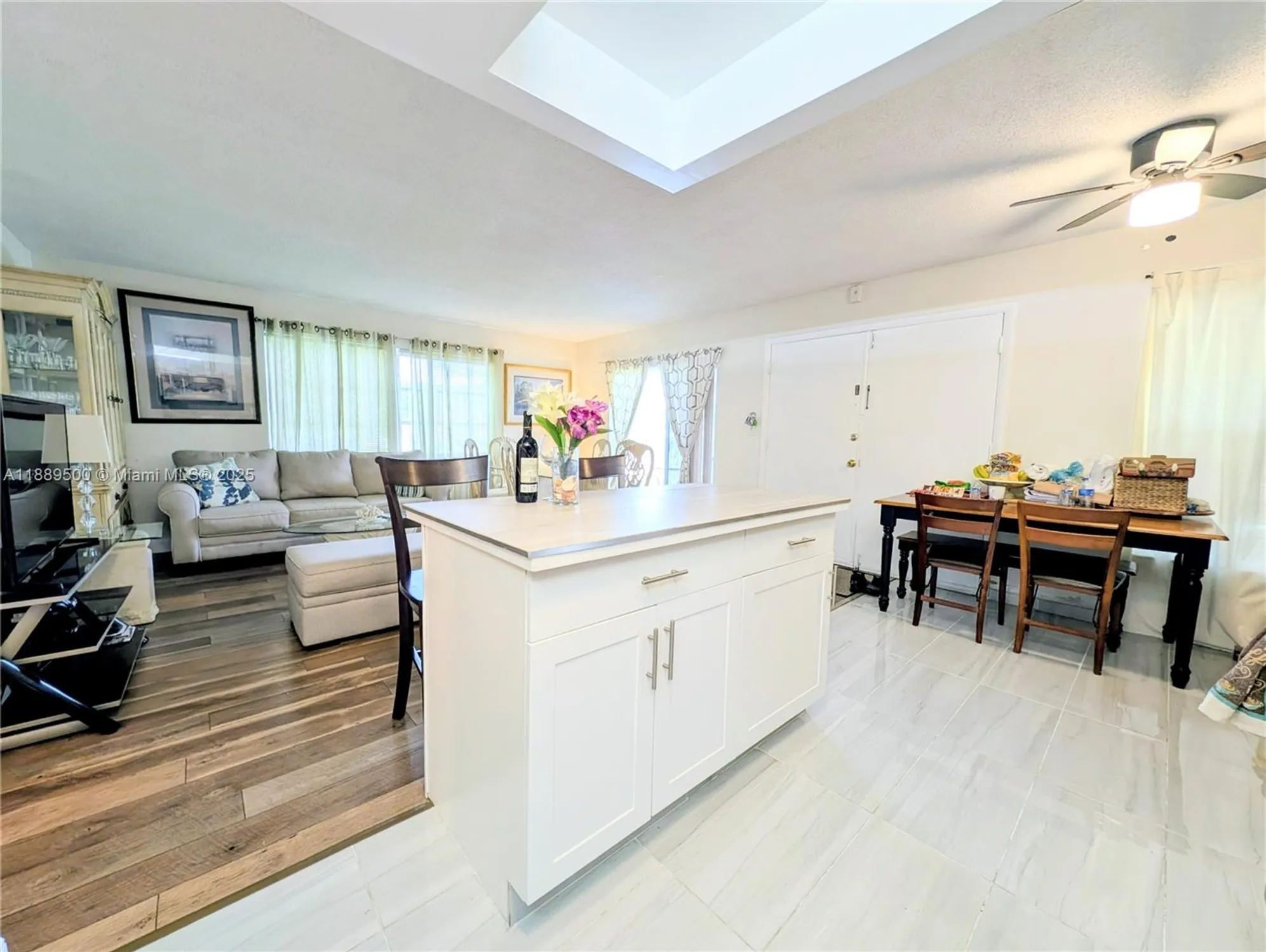 Property Slideshow image 18 of 38 | 3061 nw 47th ter 226a, Lauderdale Lakes, FL, 33313