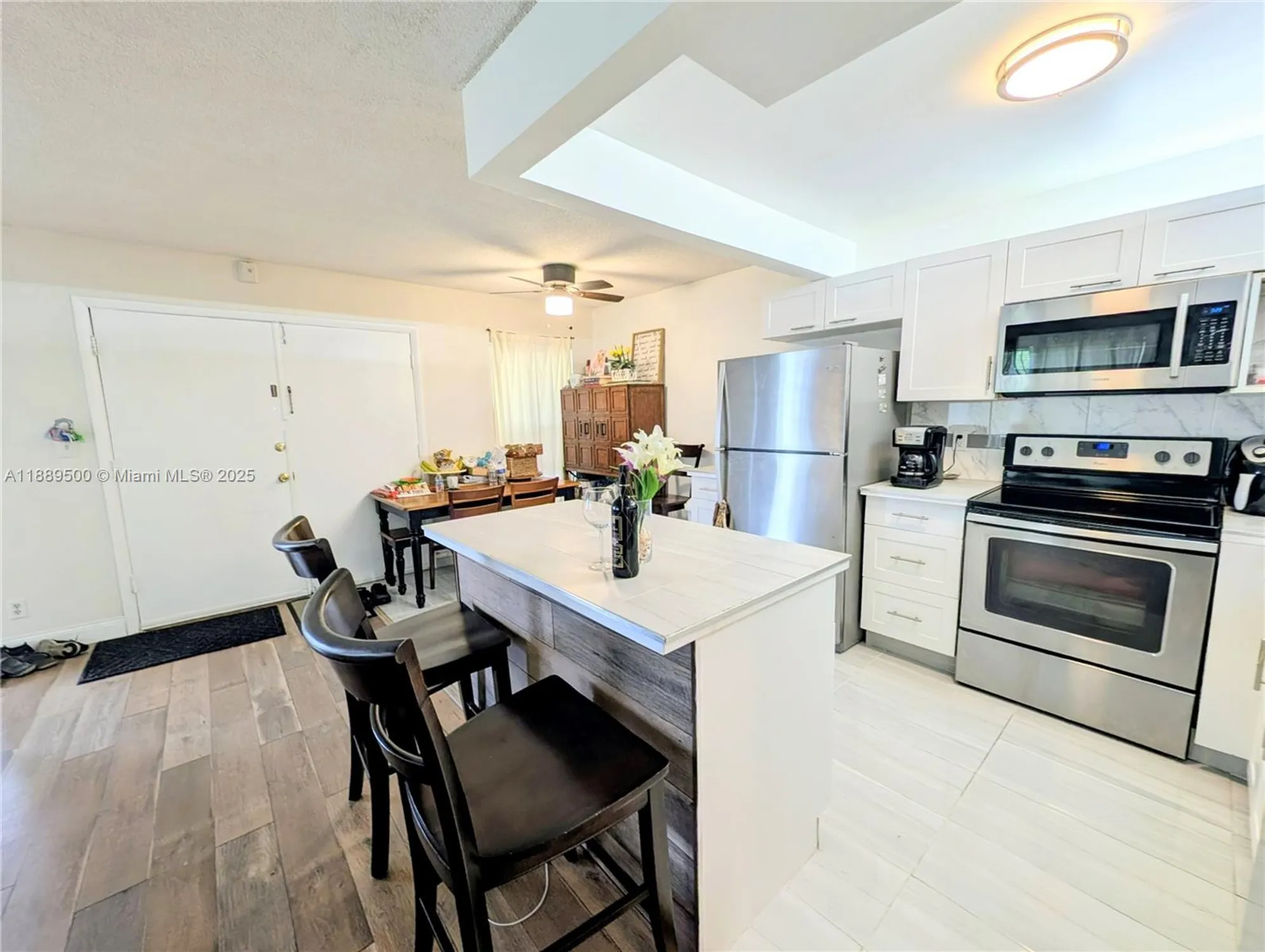 Property Slideshow image 19 of 38 | 3061 nw 47th ter 226a, Lauderdale Lakes, FL, 33313