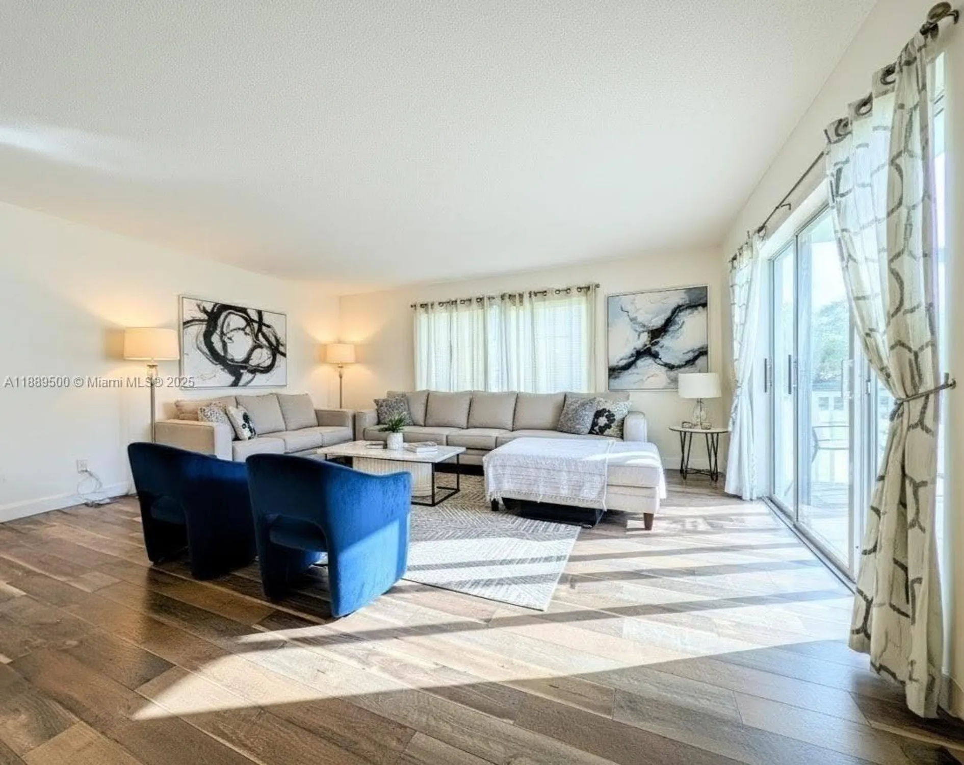 Property Slideshow image 3 of 38 | 3061 nw 47th ter 226a, Lauderdale Lakes, FL, 33313