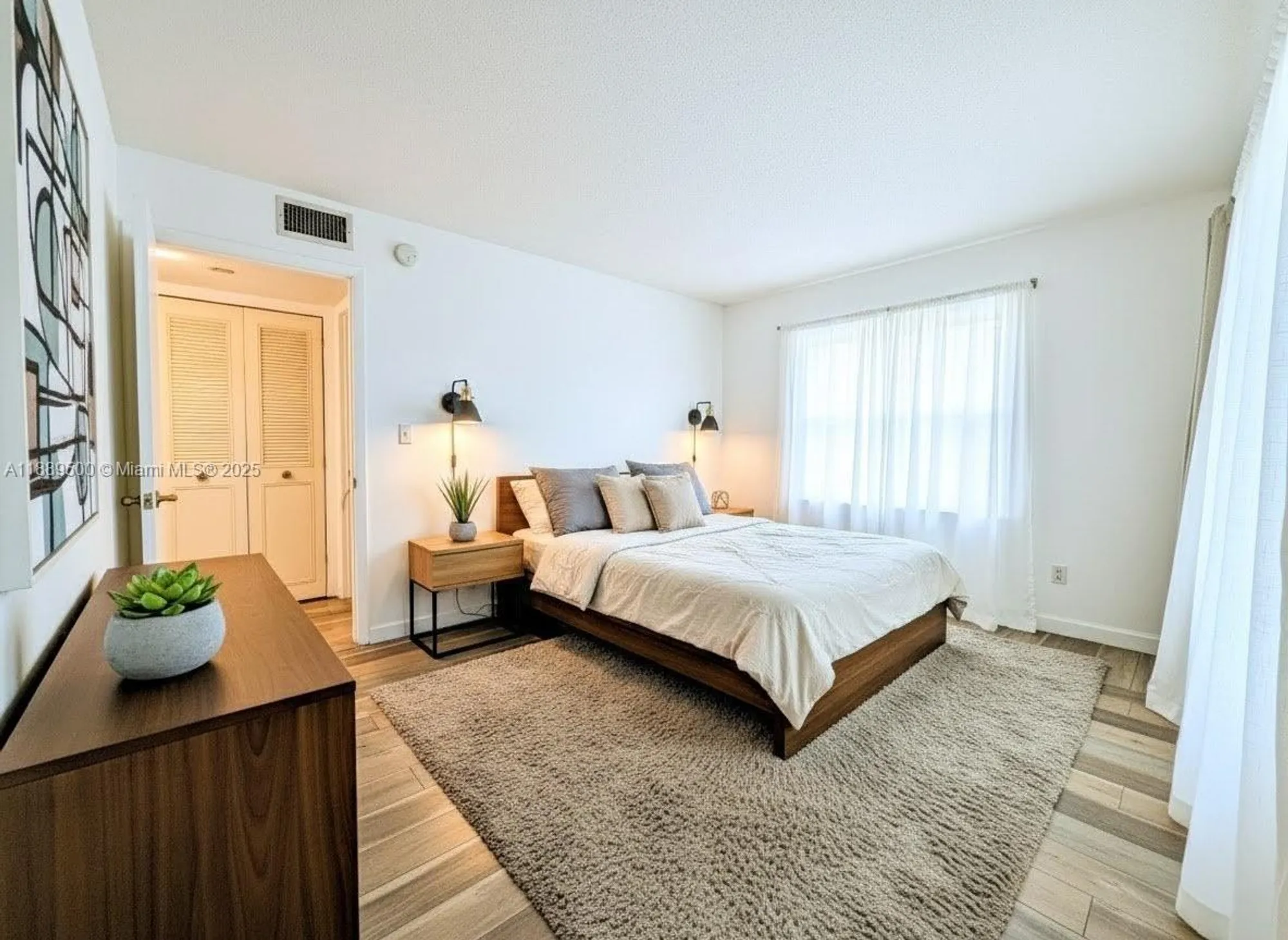 Property Slideshow image 8 of 38 | 3061 nw 47th ter 226a, Lauderdale Lakes, FL, 33313