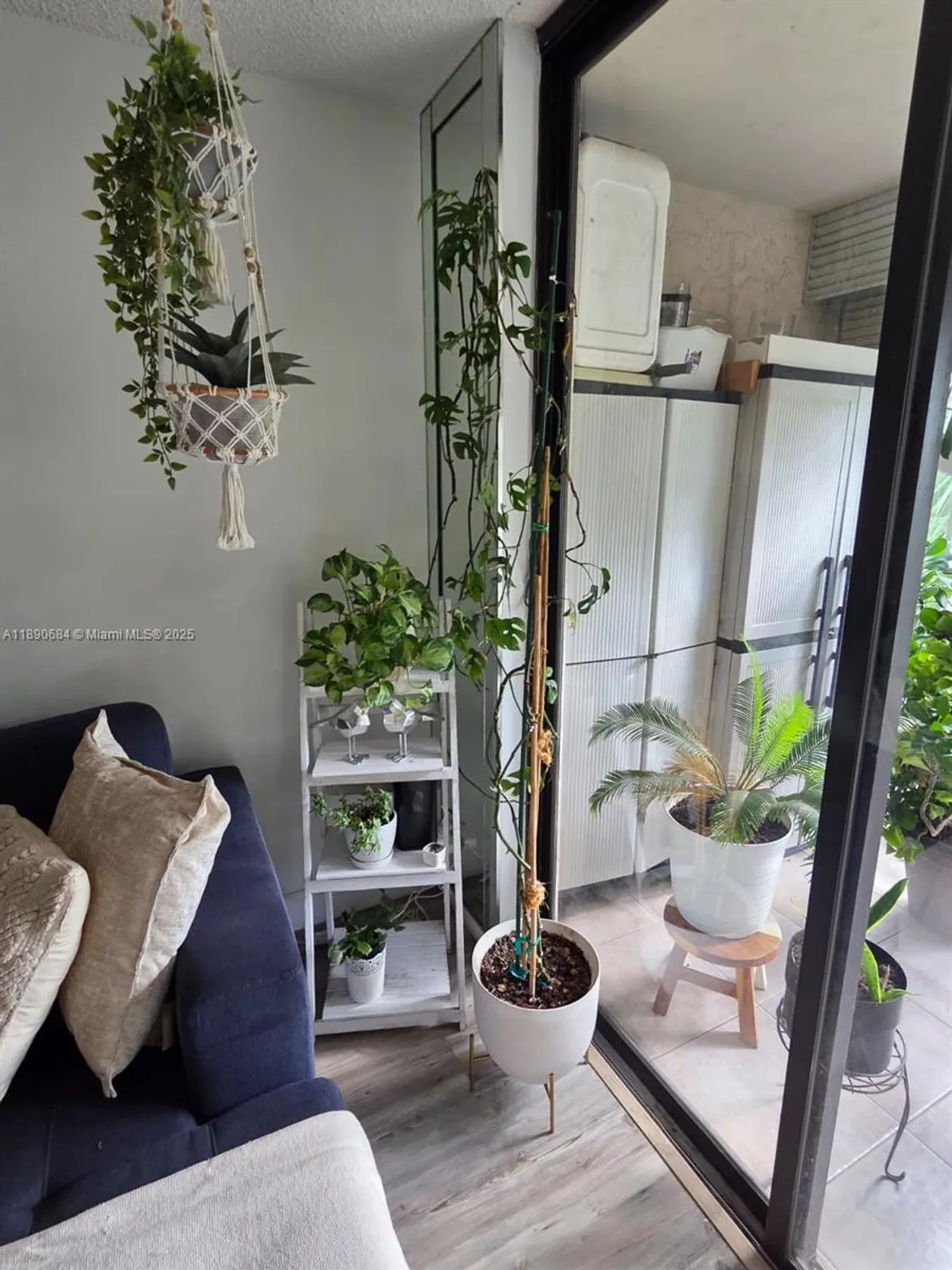 Property Slideshow image 9 of 26 | 8150 w mcnab rd 304, Tamarac, FL, 33321