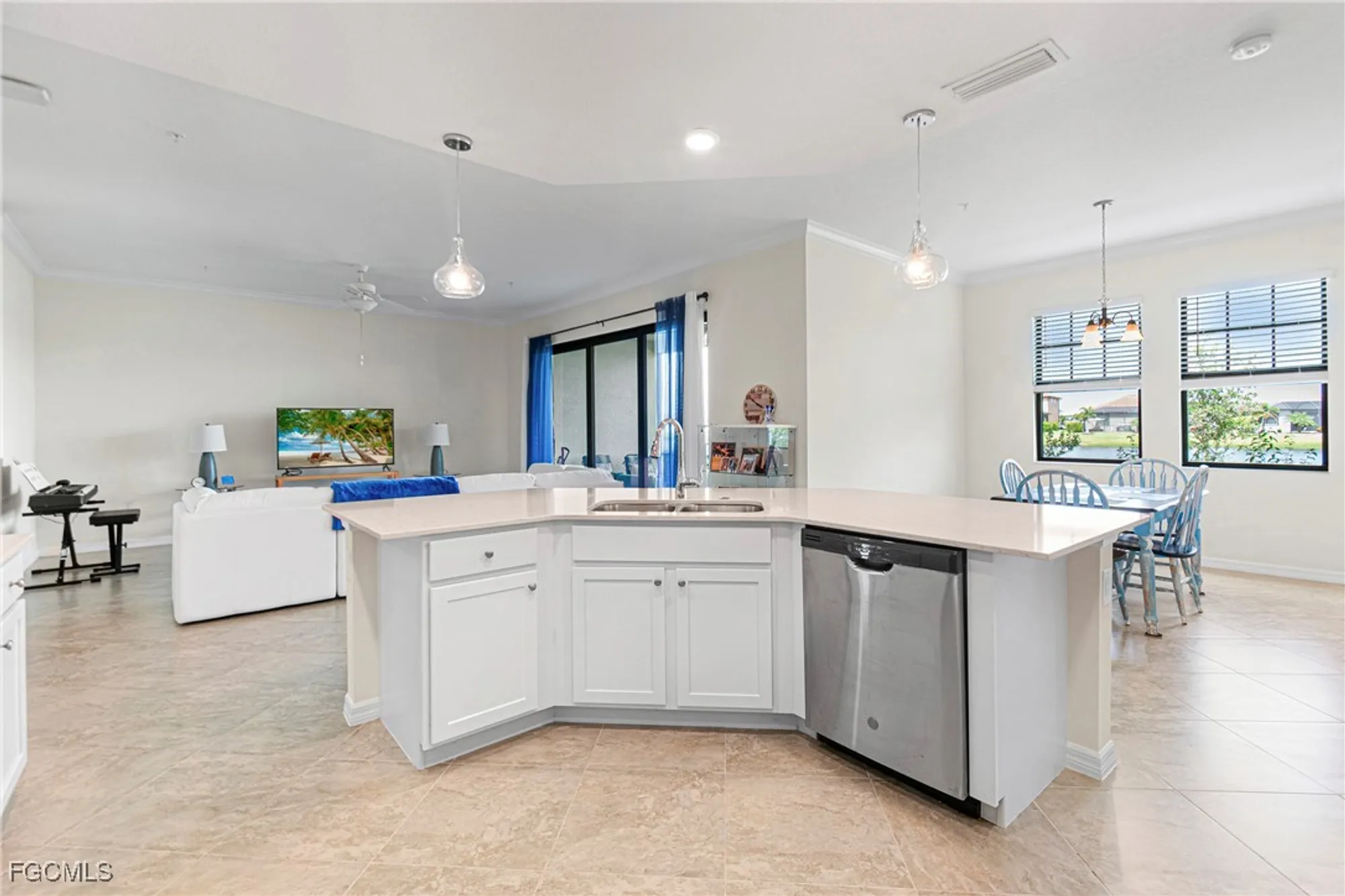 Property Slideshow image 17 of 47 | 11785 grand belvedere way unit 102, Fort Myers, FL, 33913
