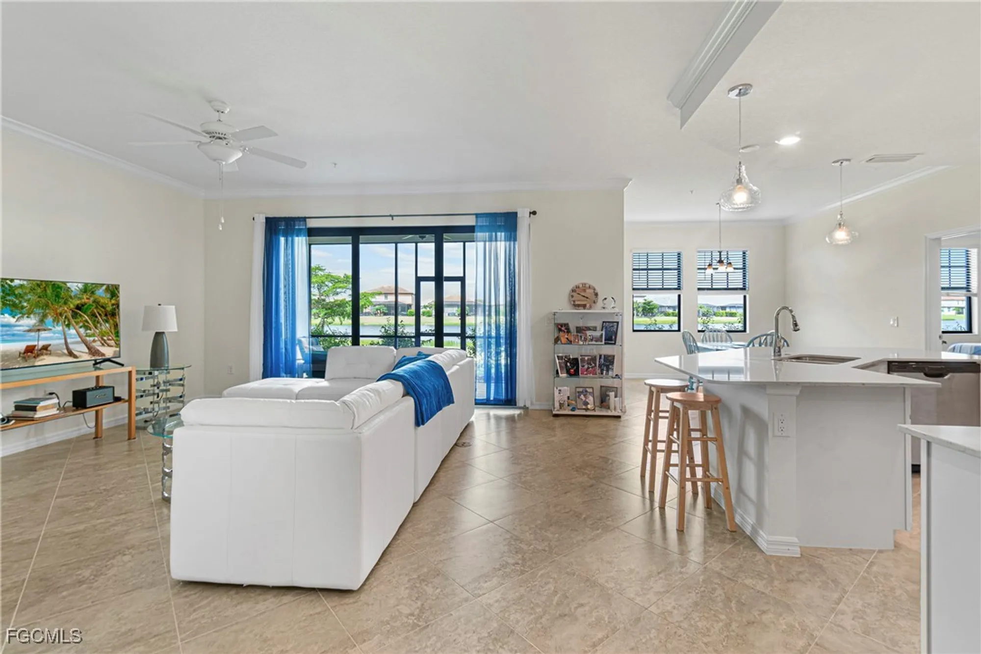 Property Slideshow image 10 of 47 | 11785 grand belvedere way unit 102, Fort Myers, FL, 33913