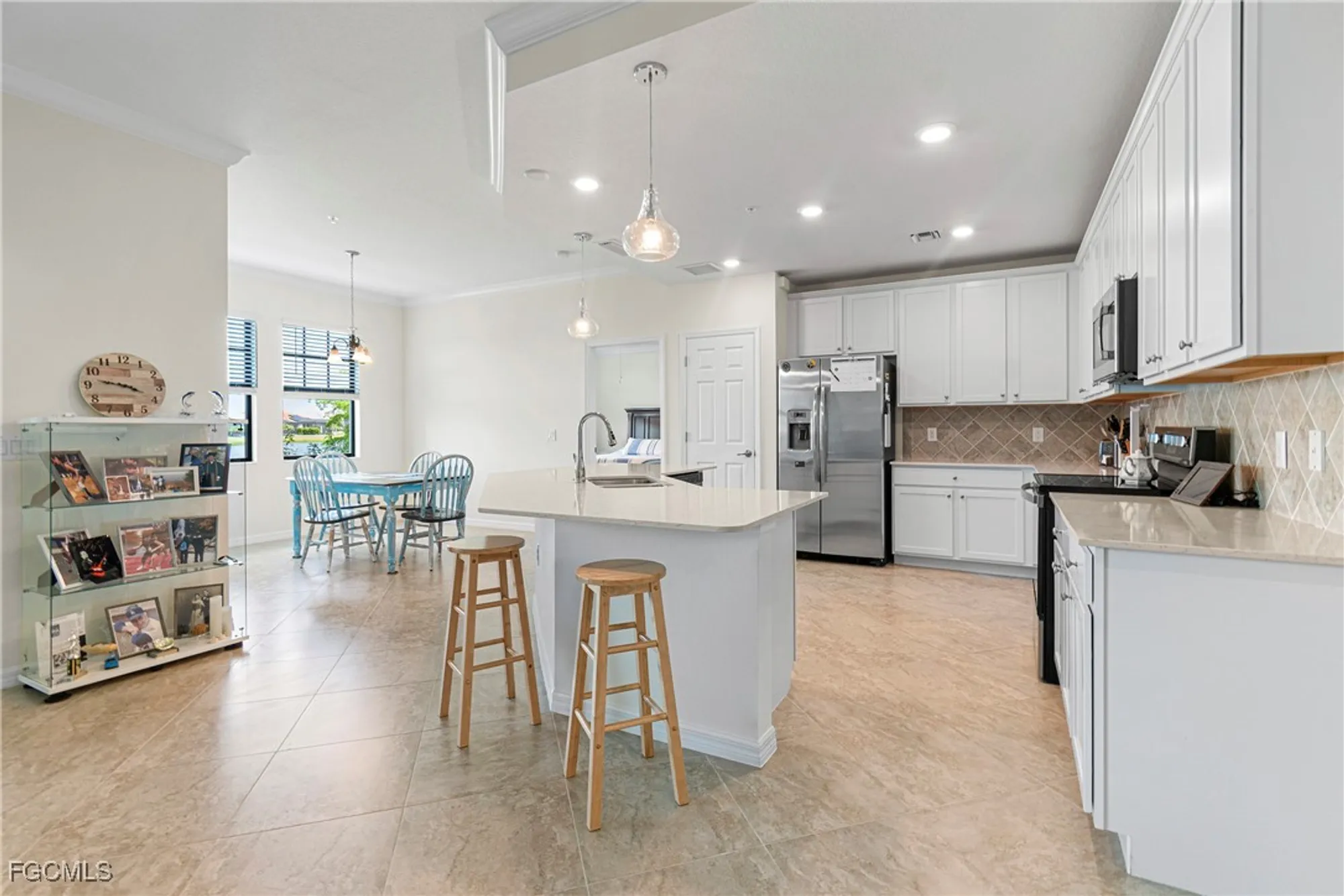 Property Slideshow image 11 of 47 | 11785 grand belvedere way unit 102, Fort Myers, FL, 33913