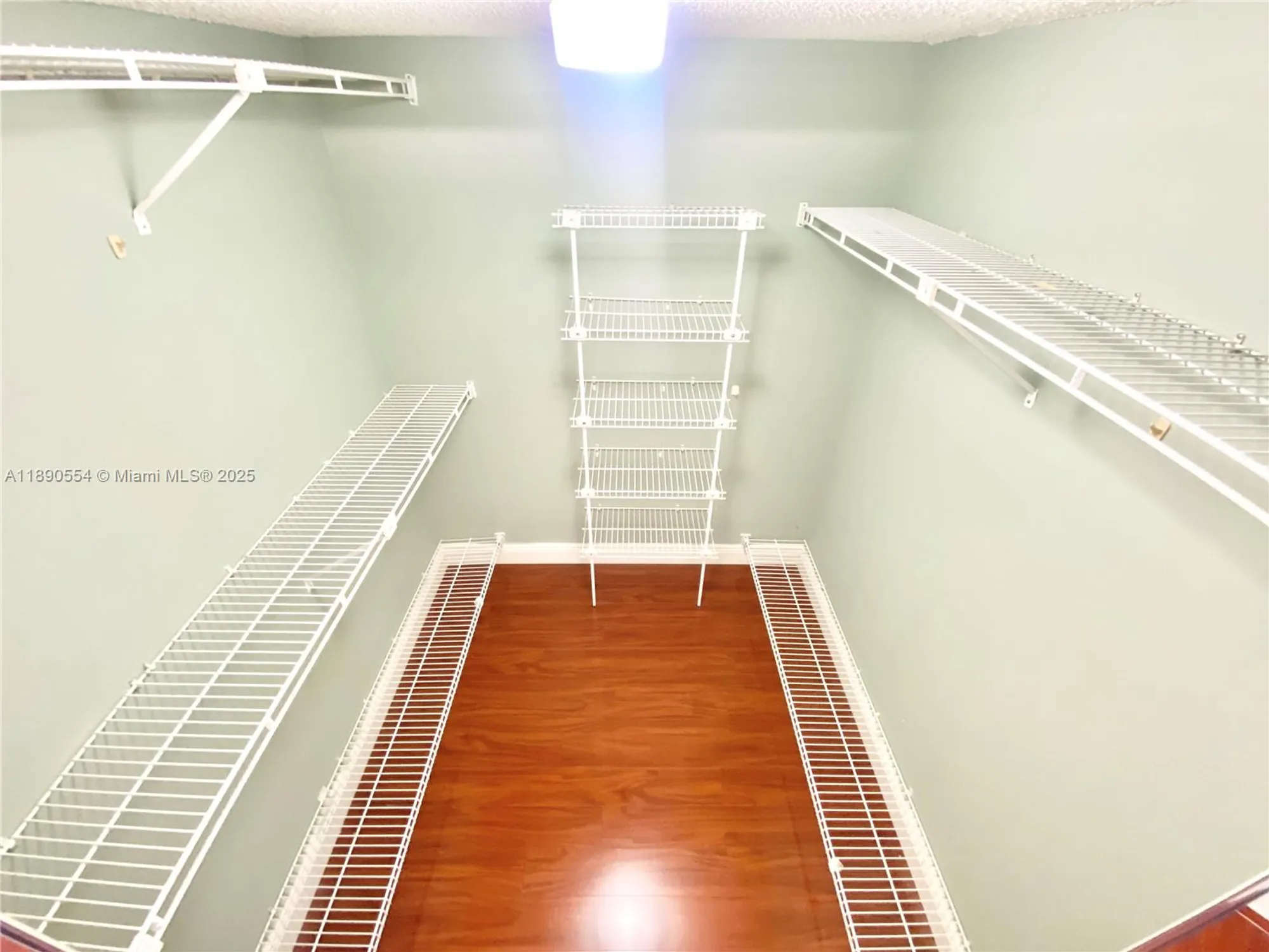 Property Slideshow image 18 of 36 | 10540 e clairmont cir 205, Tamarac, FL, 33321