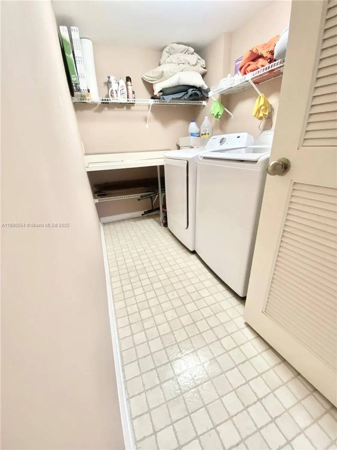 Property Slideshow image 13 of 36 | 10540 e clairmont cir 205, Tamarac, FL, 33321