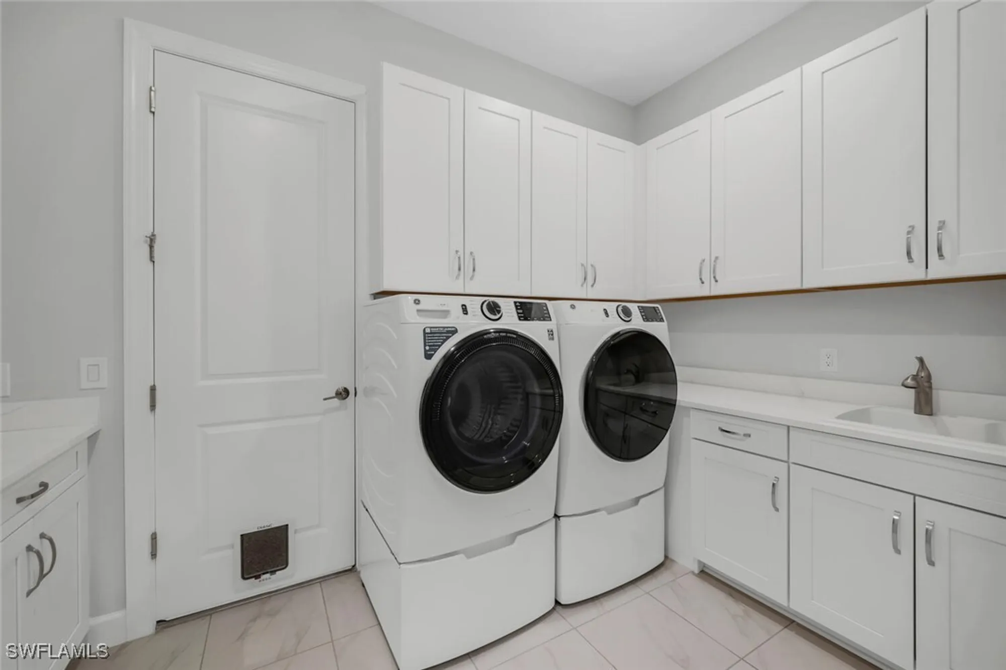 Property Slideshow image 13 of 30 | 15107 pescara st, Naples, FL, 34114