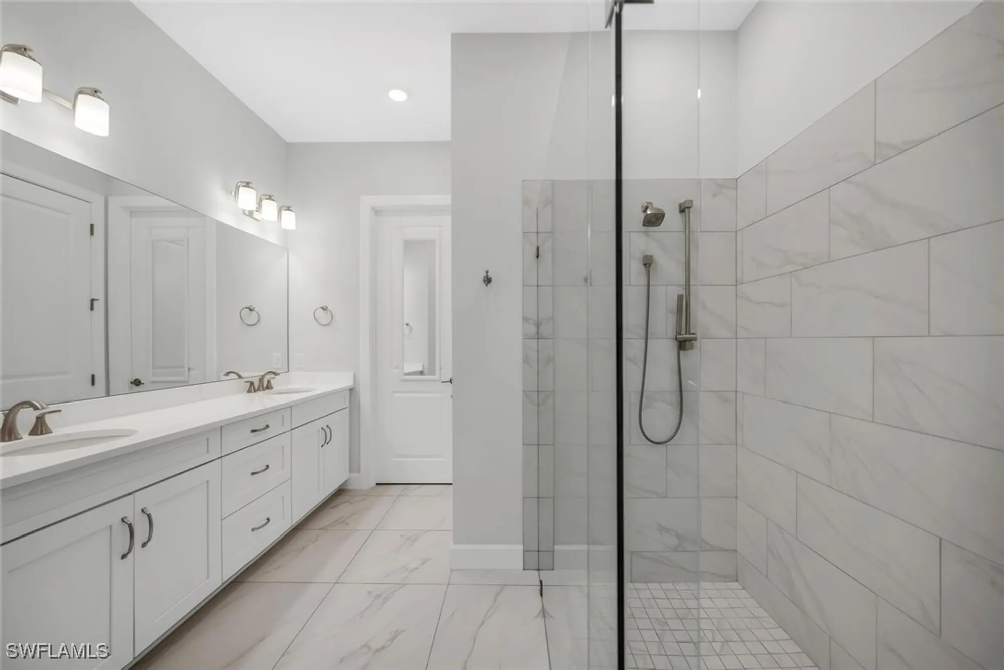 Property Slideshow image 8 of 30 | 15107 pescara st, Naples, FL, 34114