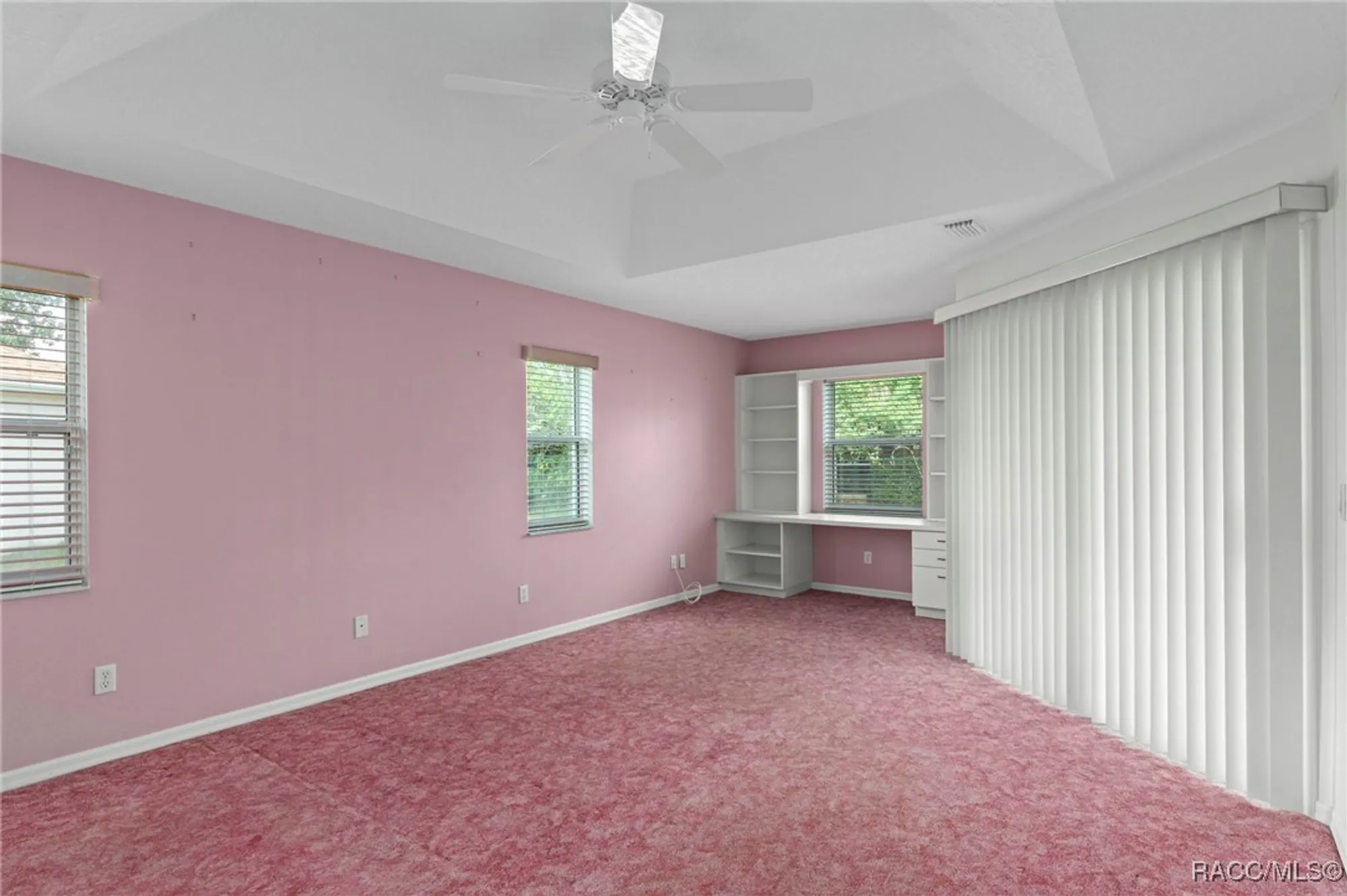 Property Slideshow image 17 of 76 | 3825 e arbor lakes dr, Hernando, FL, 34442