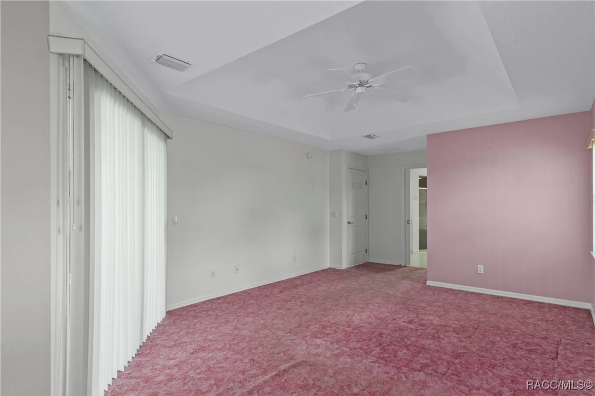 Property Slideshow image 19 of 76 | 3825 e arbor lakes dr, Hernando, FL, 34442