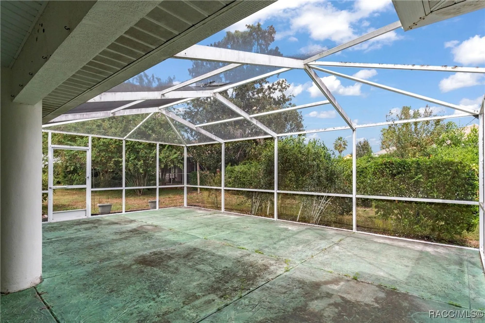 Property Slideshow image 37 of 76 | 3825 e arbor lakes dr, Hernando, FL, 34442