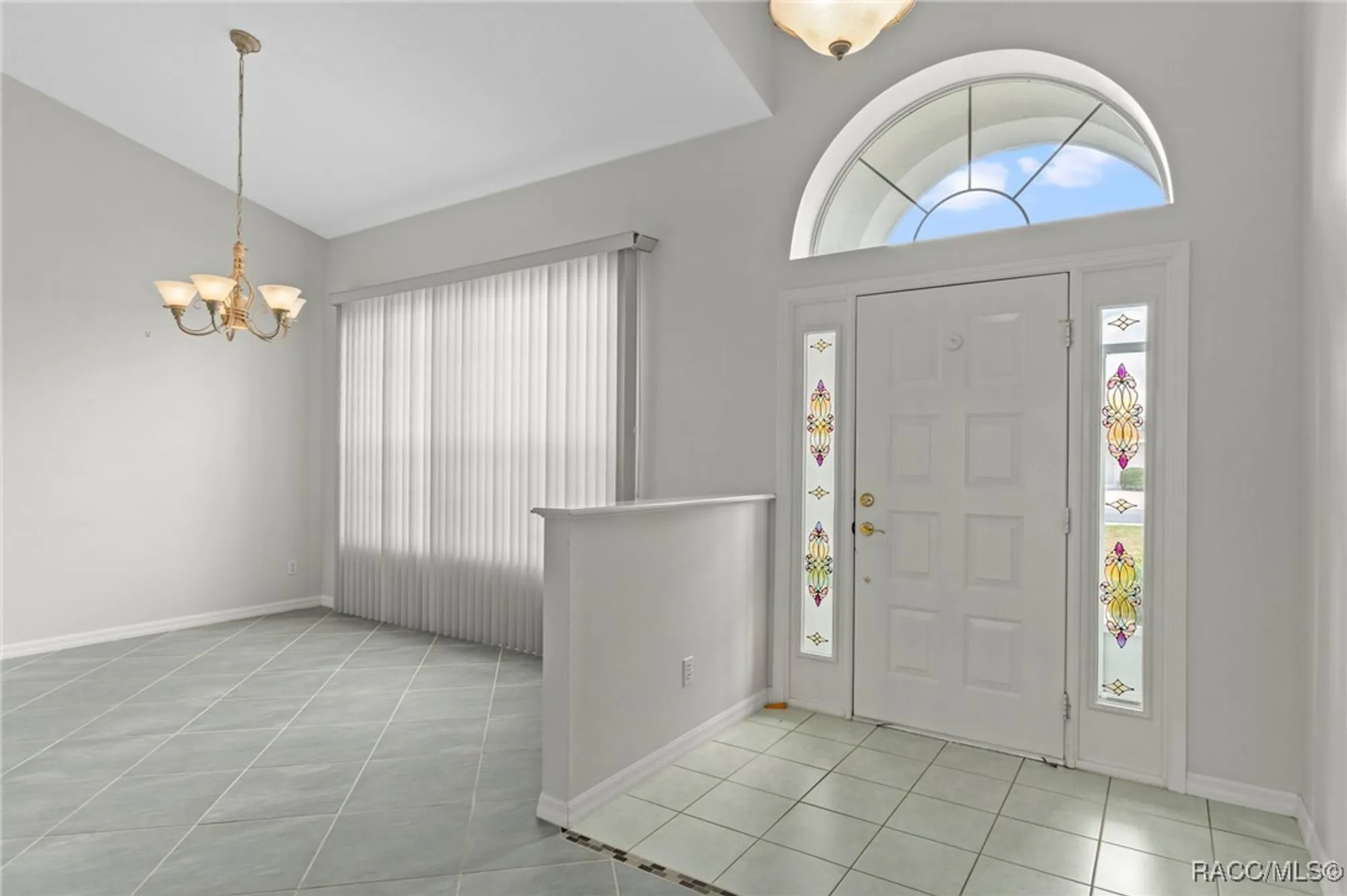Property Slideshow image 6 of 76 | 3825 e arbor lakes dr, Hernando, FL, 34442