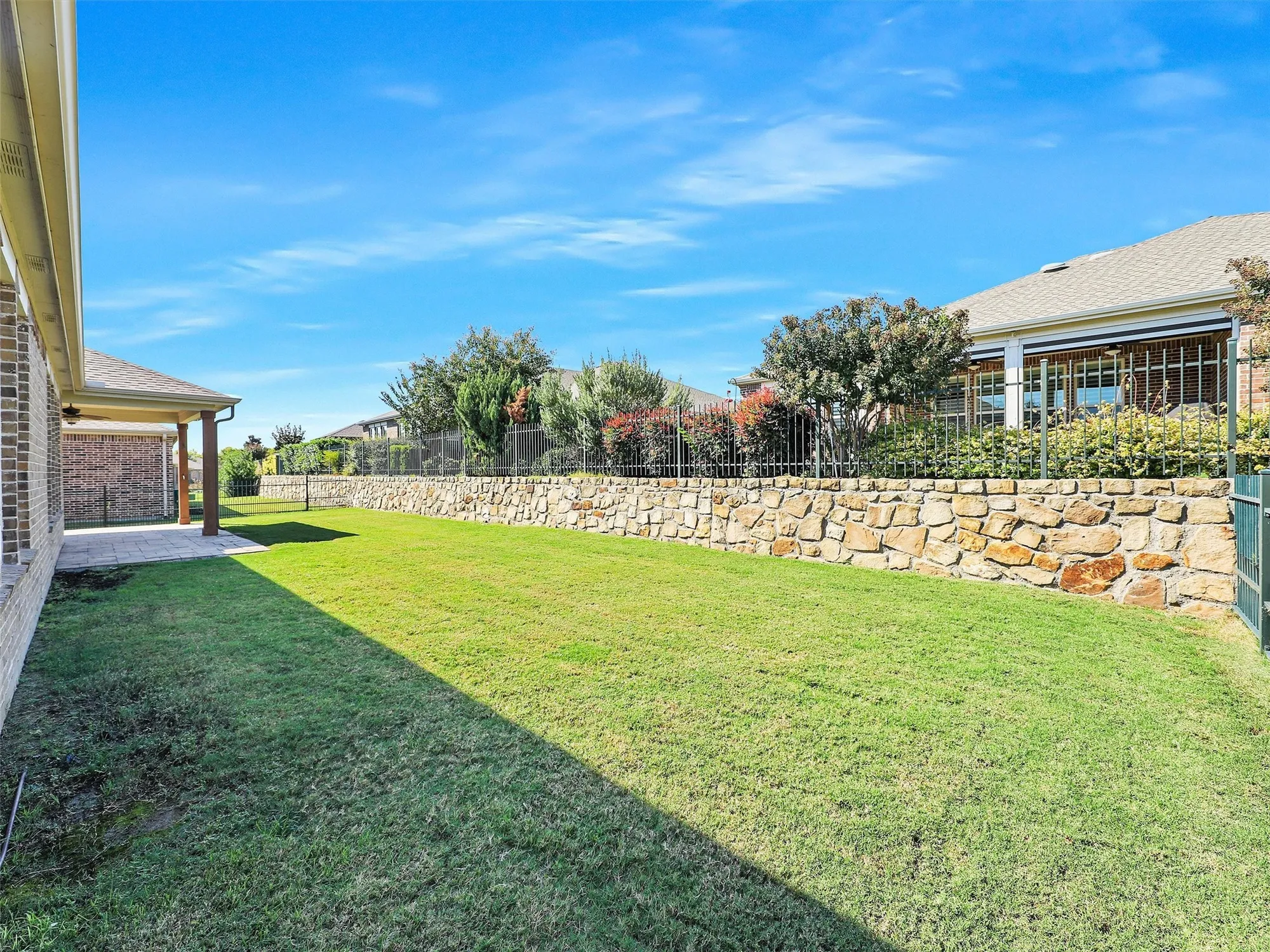 Property Slideshow image 36 of 40 | 2464 luna vista ln, Frisco, TX, 75036