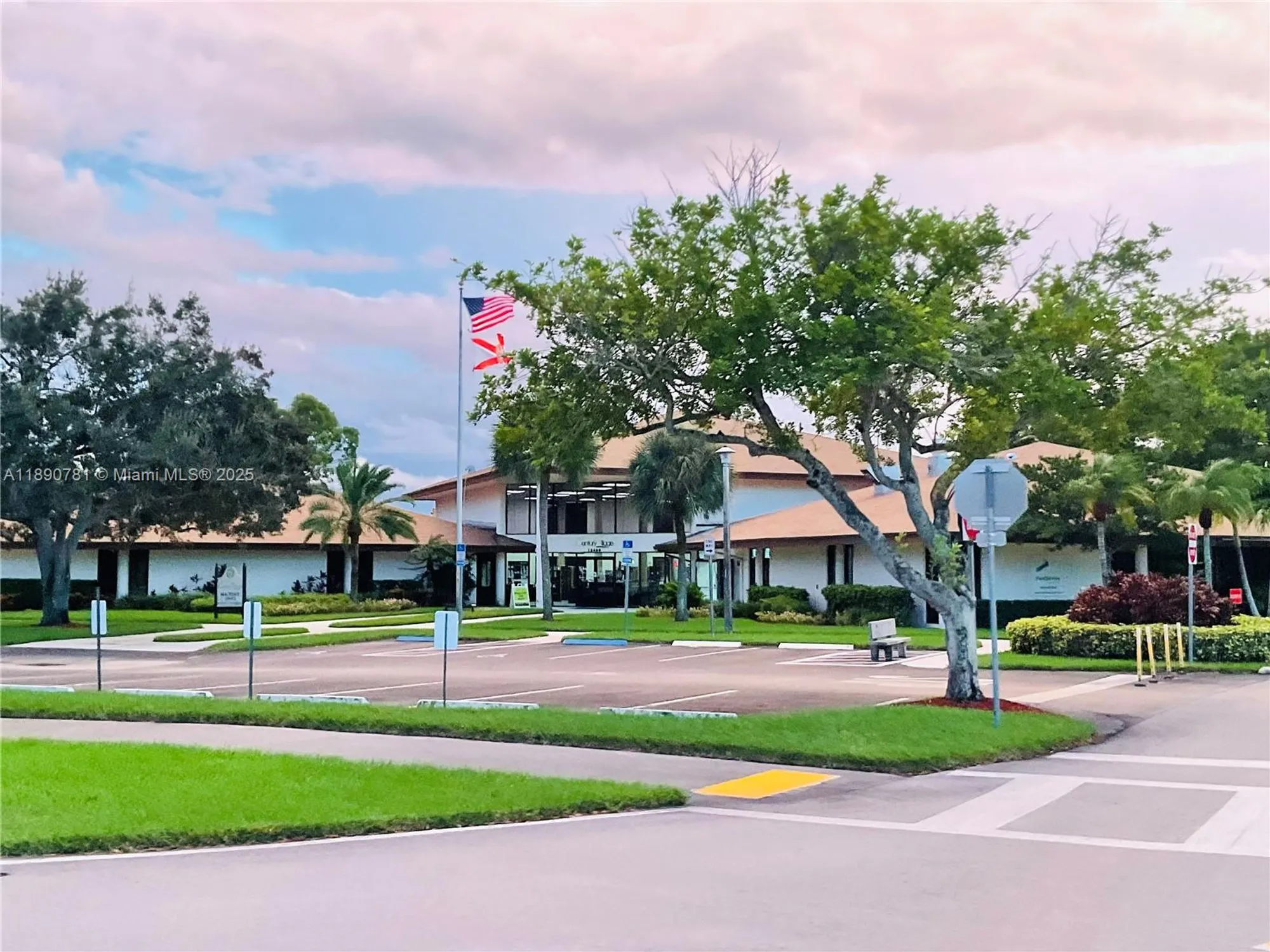 Property Slideshow image 16 of 26 | 12500 sw 5th ct m412, Pembroke Pines, FL, 33027