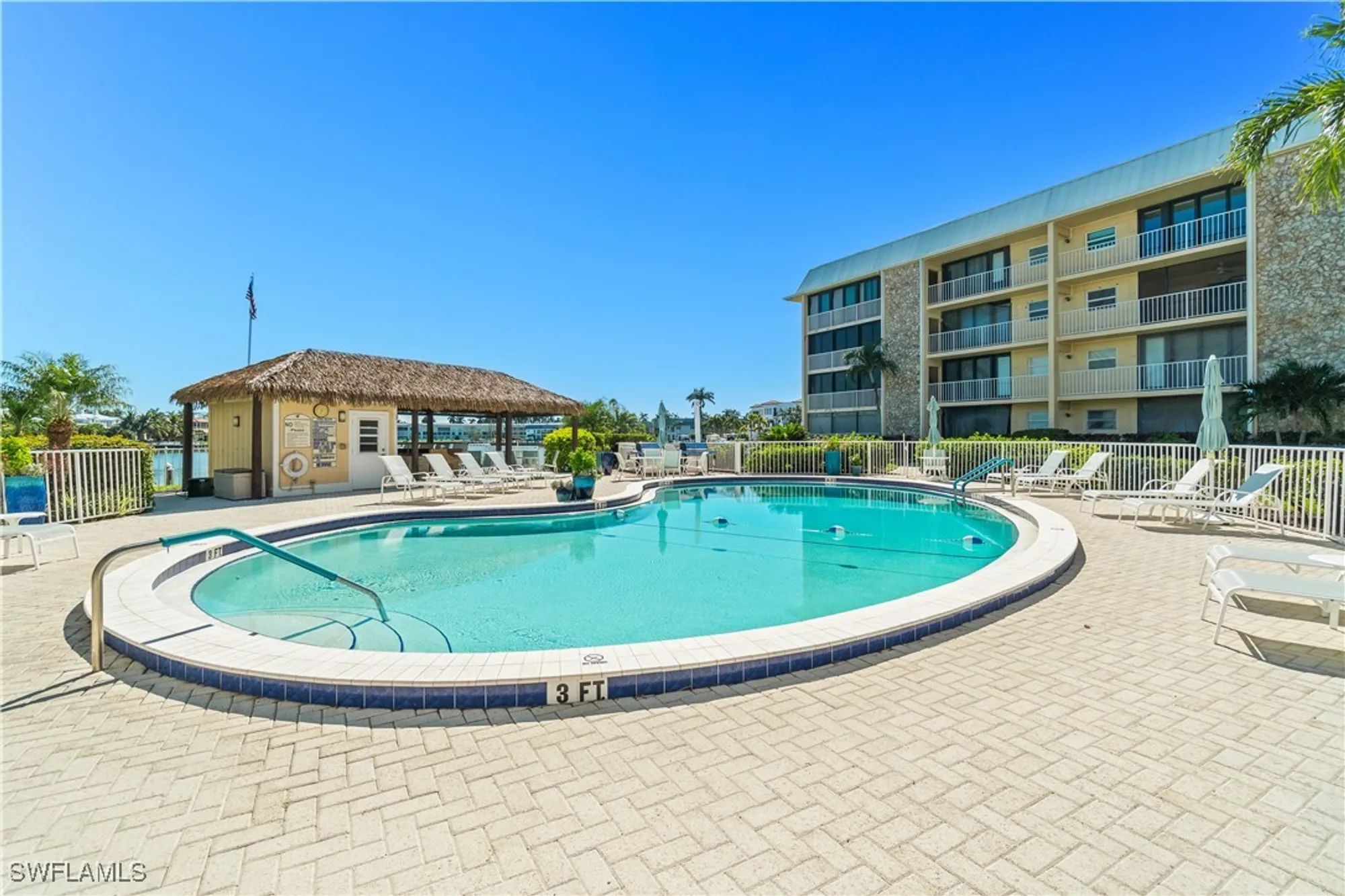 Property Slideshow image 20 of 24 | 3000 gulf shore blvd 410, Naples, FL, 34103