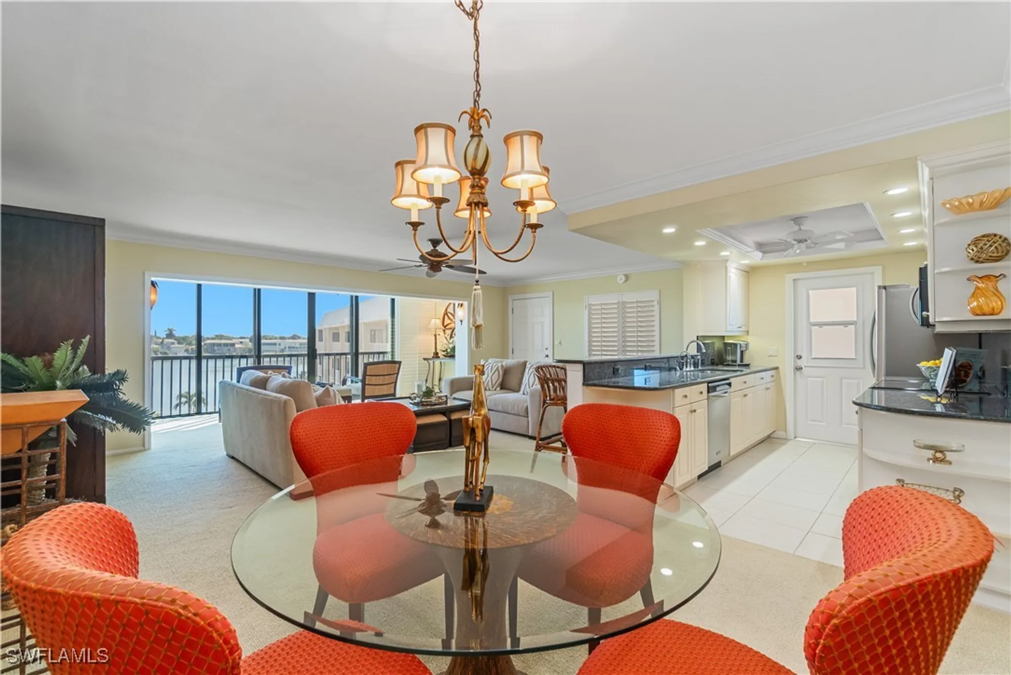 Property Slideshow image 8 of 24 | 3000 gulf shore blvd 410, Naples, FL, 34103