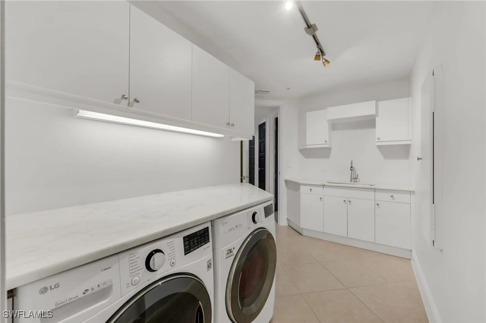 Property Slideshow image 17 of 43 | 4931 bonita bay blvd 703, Bonita Springs, FL, 34134