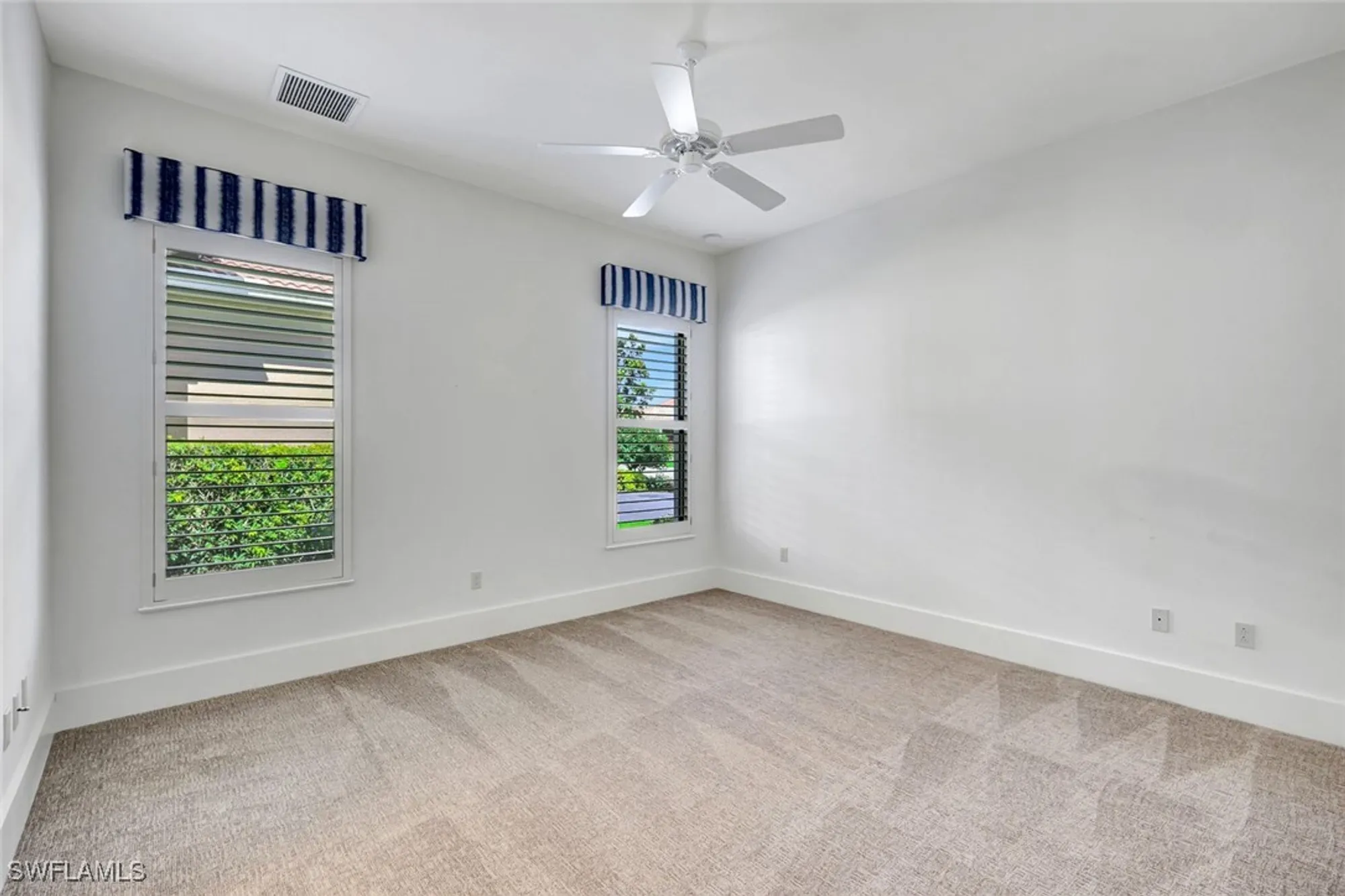 Property Slideshow image 18 of 23 | 5717 hammock isles dr, Naples, FL, 34119