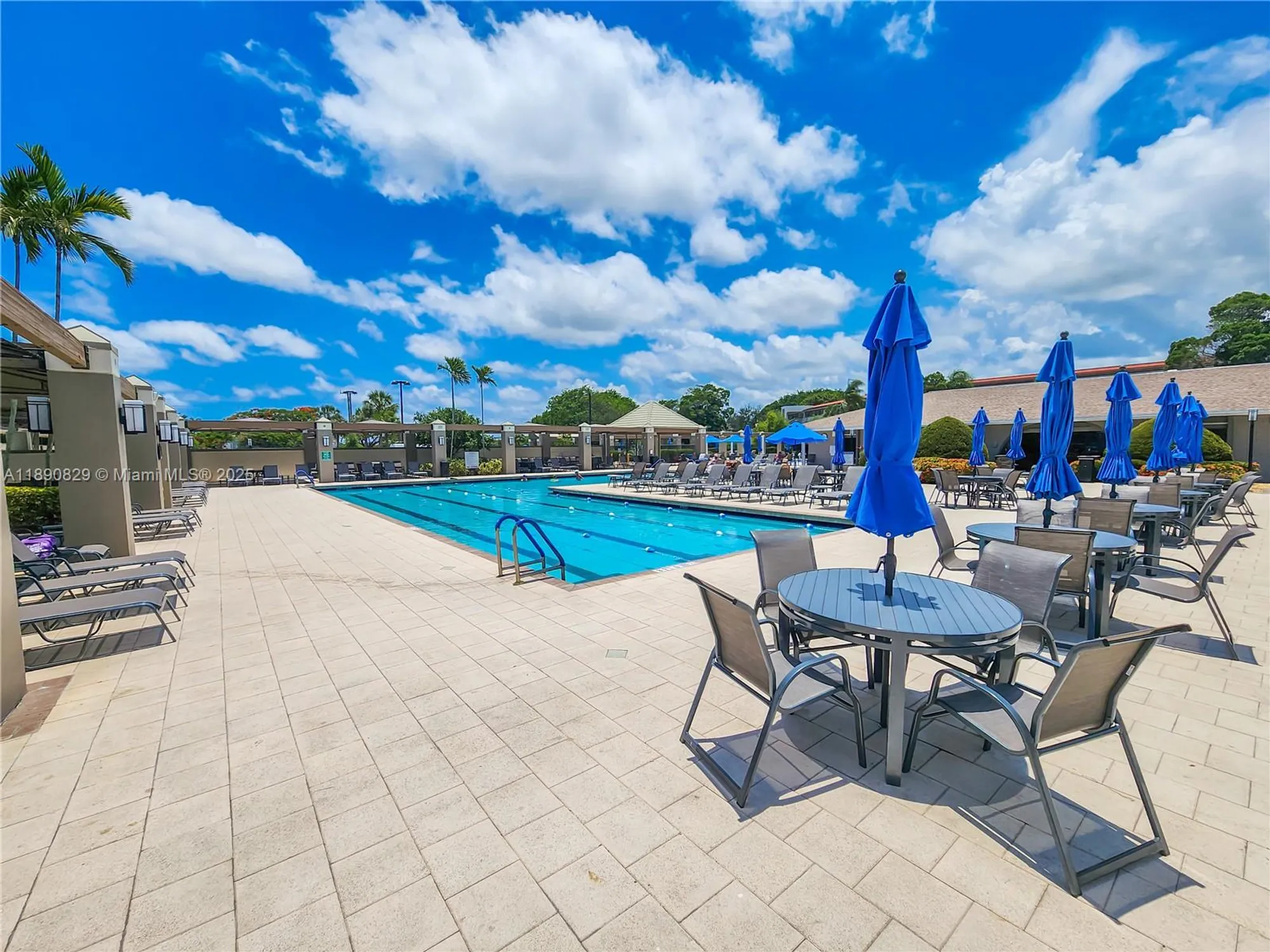 Property Slideshow image 15 of 24 | 4301 martinique cir e4, Coconut Creek, FL, 33066