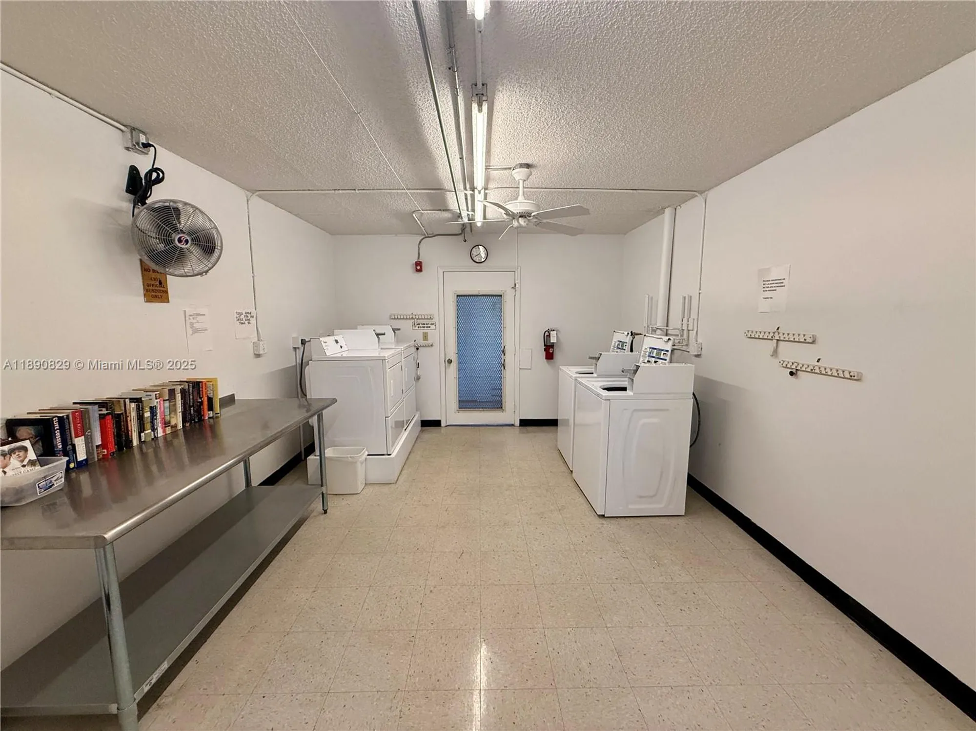 Property Slideshow image 13 of 24 | 4301 martinique cir e4, Coconut Creek, FL, 33066