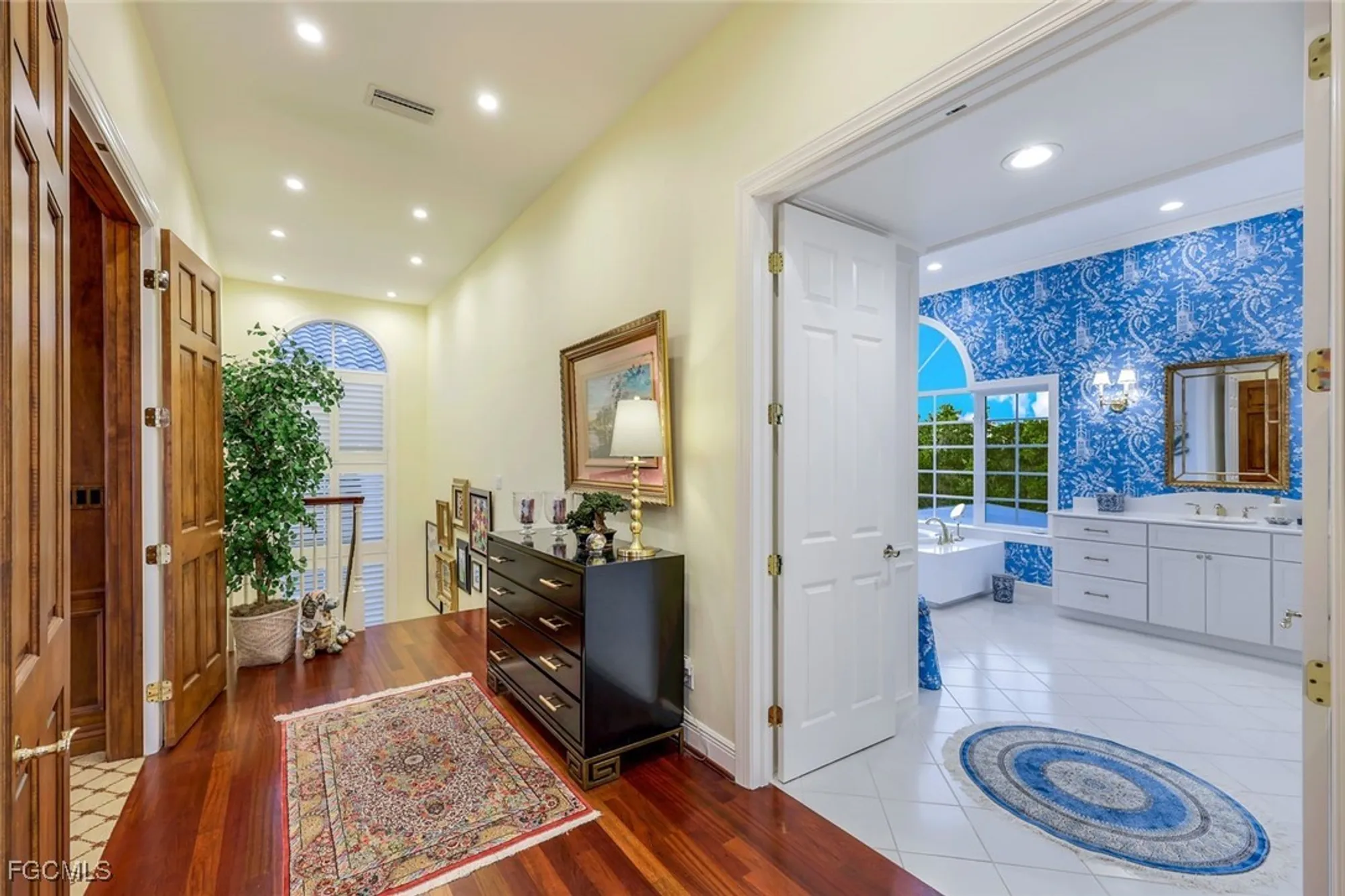 Property Slideshow image 16 of 50 | 27710 marina isle ct, Bonita Springs, FL, 34134