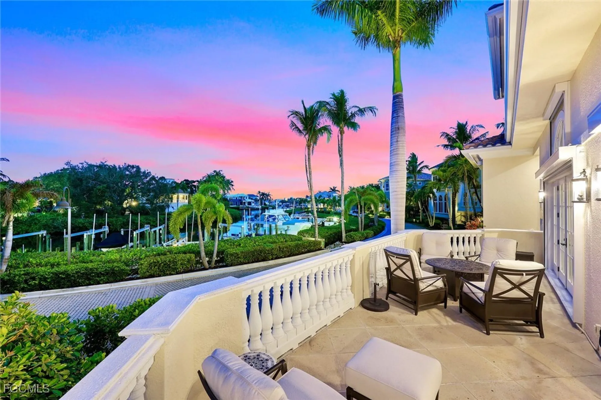 Property Slideshow image 4 of 50 | 27710 marina isle ct, Bonita Springs, FL, 34134