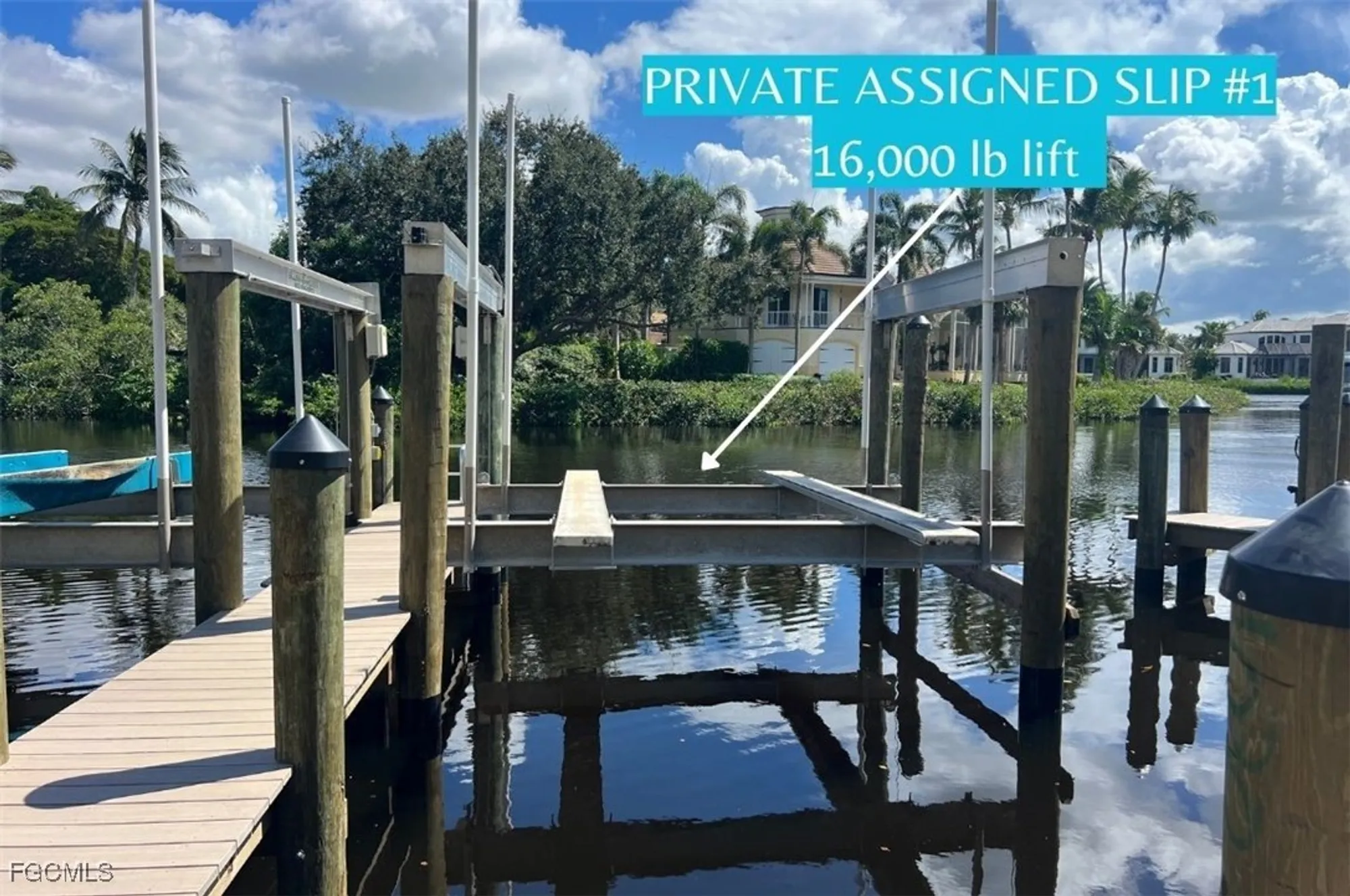 Property Slideshow image 41 of 50 | 27710 marina isle ct, Bonita Springs, FL, 34134