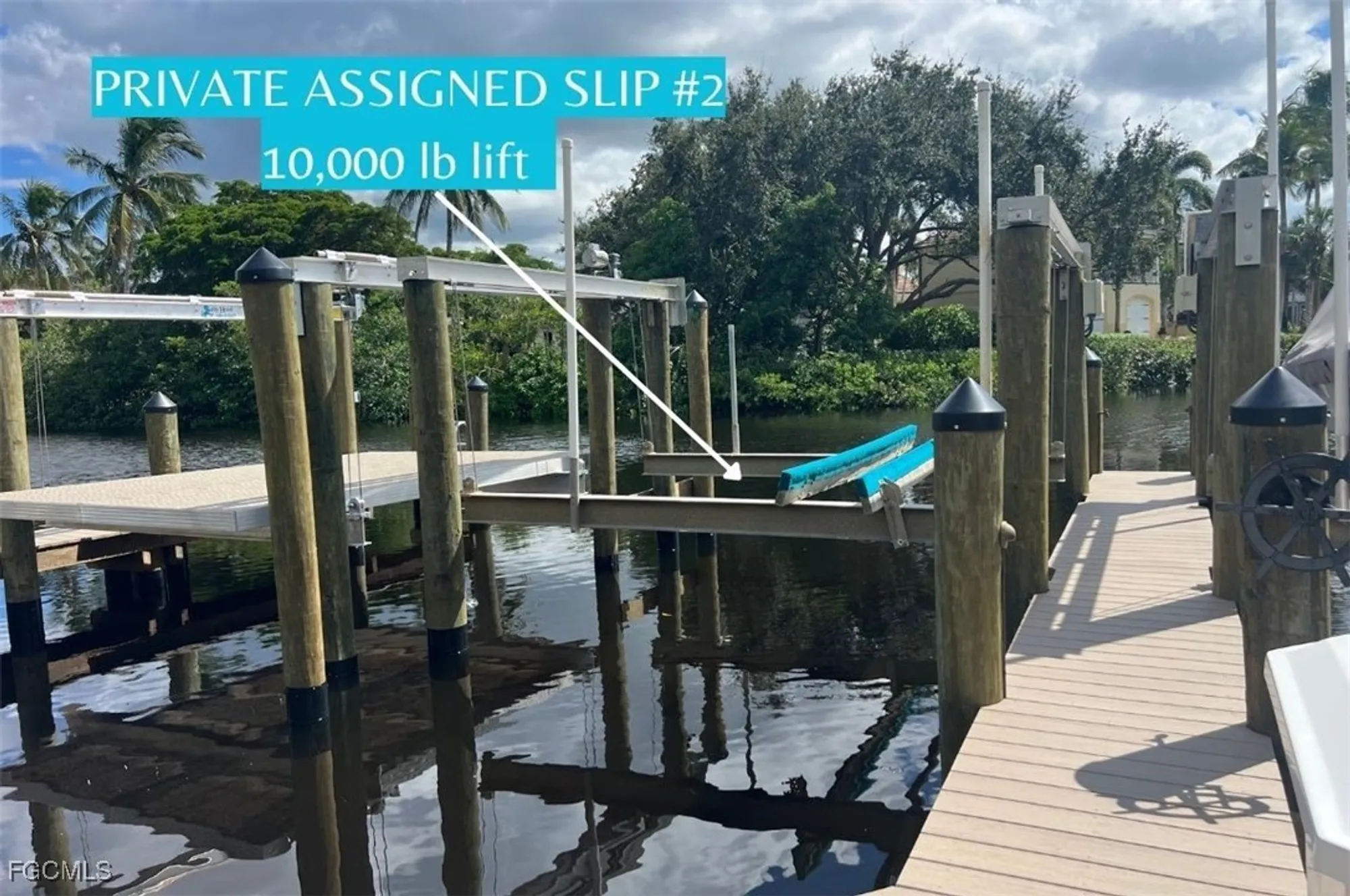 Property Slideshow image 42 of 50 | 27710 marina isle ct, Bonita Springs, FL, 34134