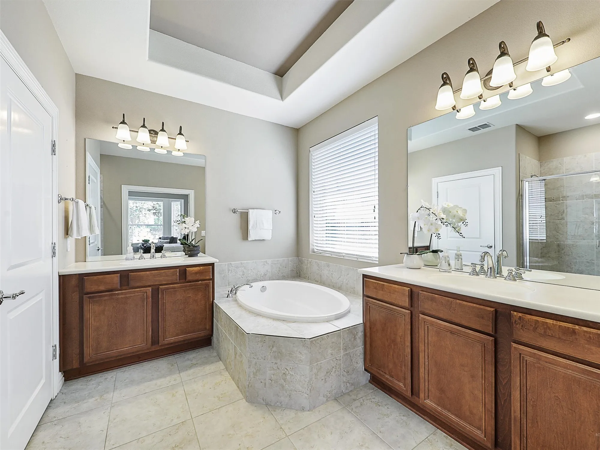 Property Slideshow image 27 of 39 | 248 burnswick isles way, Frisco, TX, 75036