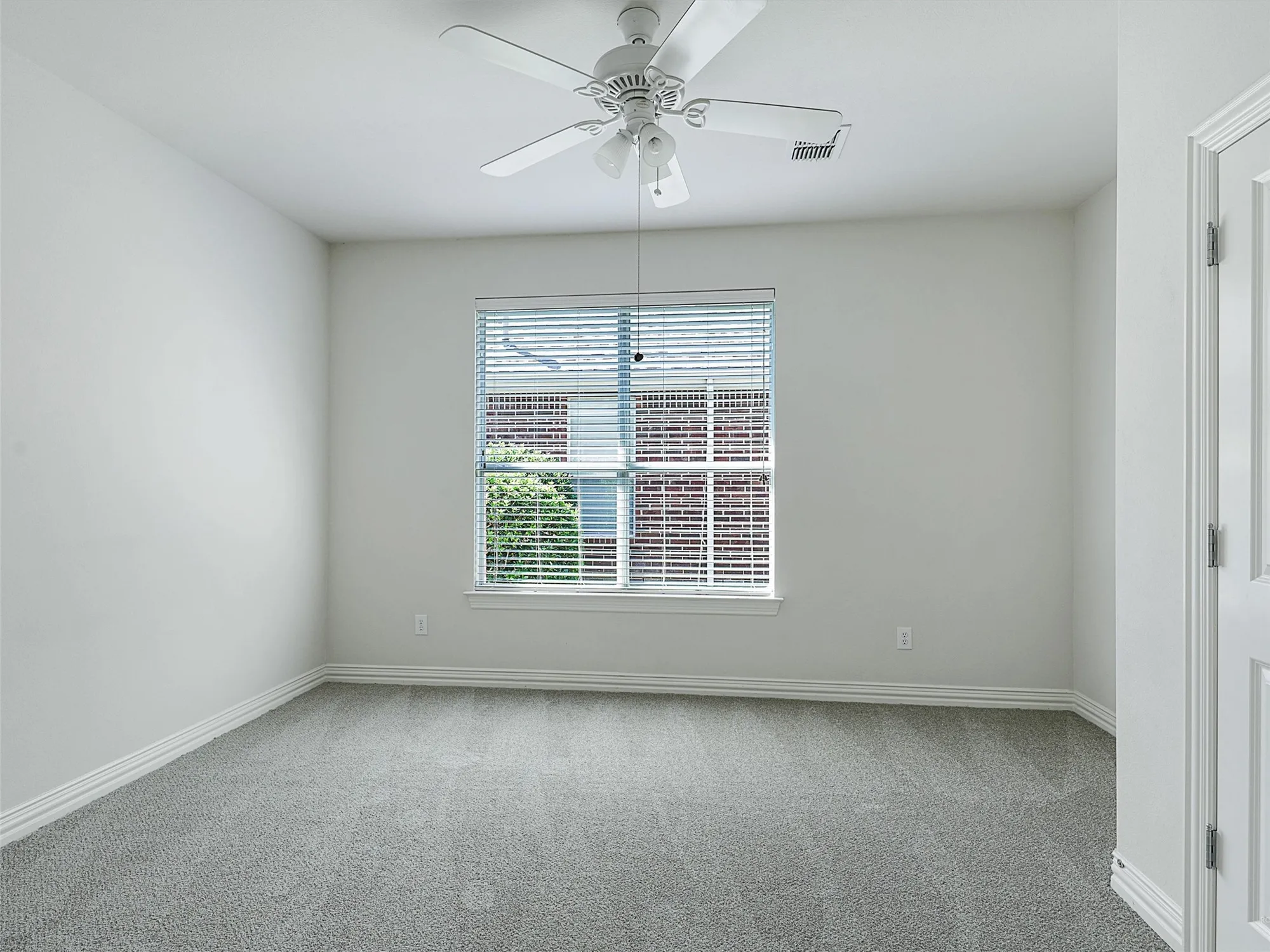 Property Slideshow image 30 of 39 | 248 burnswick isles way, Frisco, TX, 75036