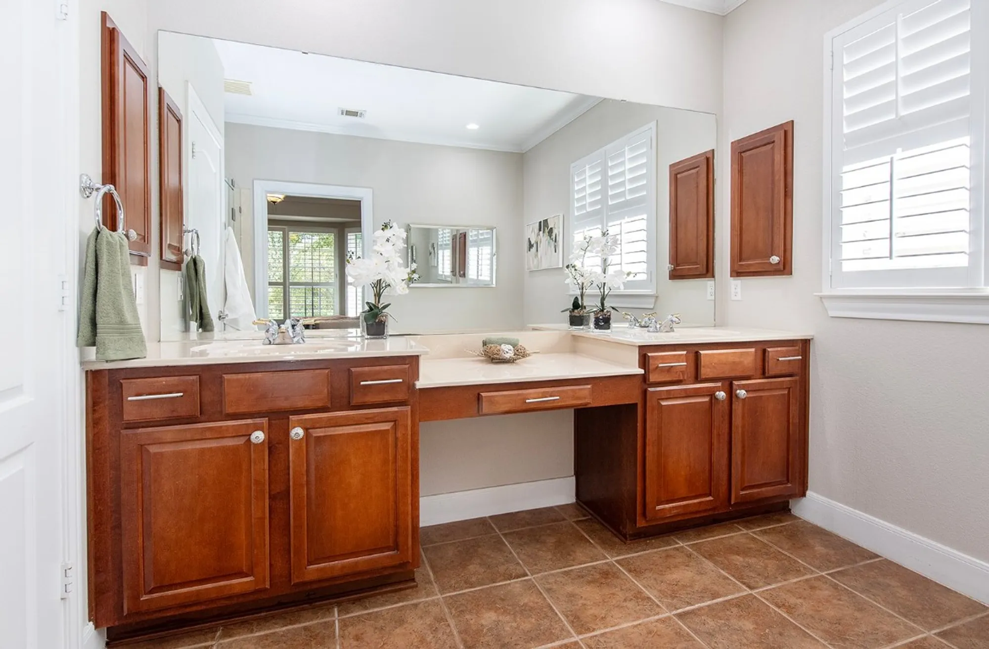 Property Slideshow image 23 of 35 | 627 armstrong dr, Georgetown, TX, 78633