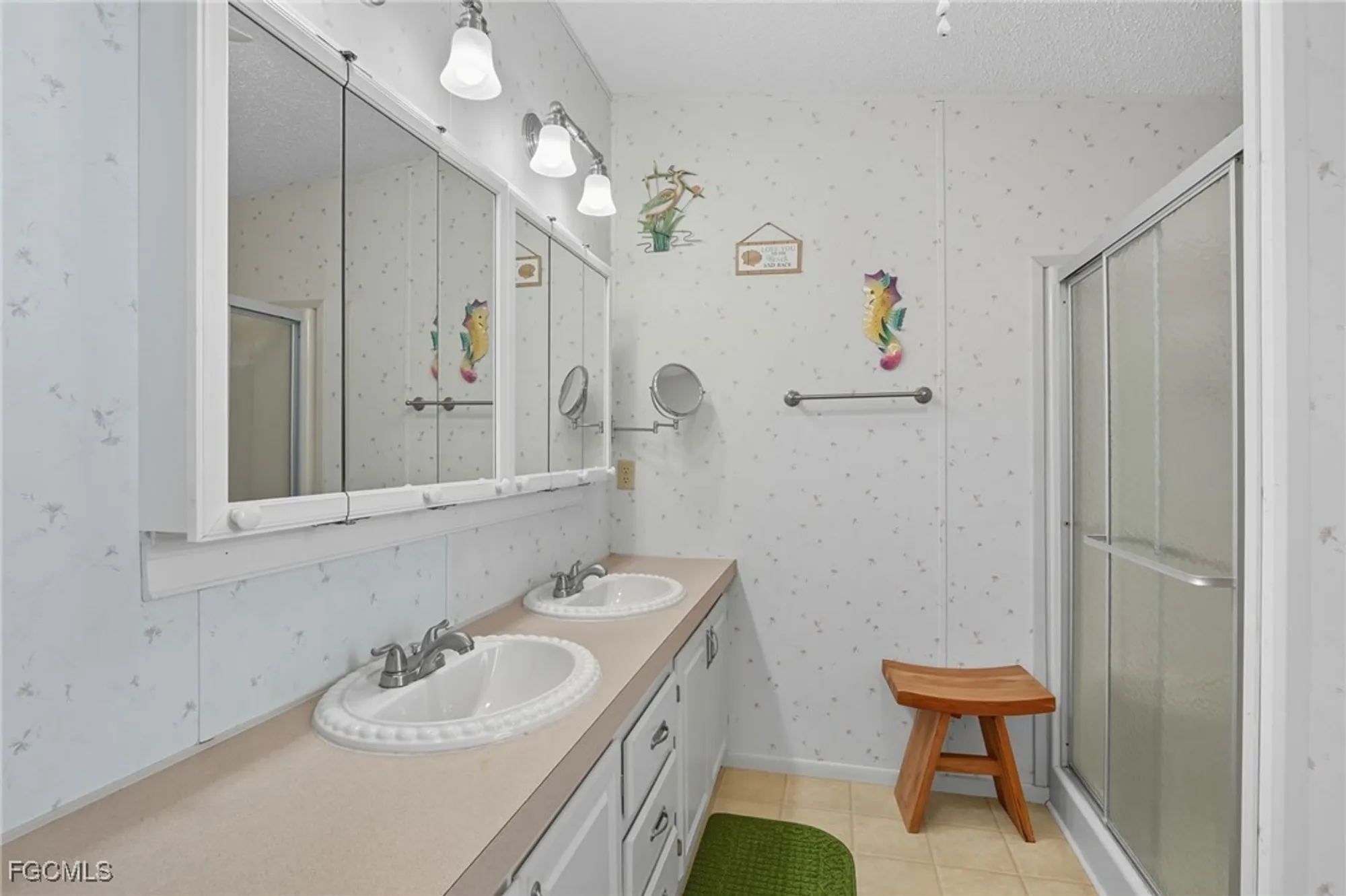 Property Slideshow image 25 of 36 | 14527 paul revere loop, North Fort Myers, FL, 33917