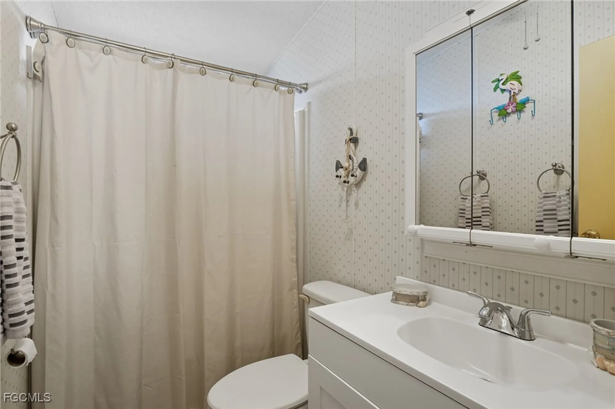 Property Slideshow image 30 of 36 | 14527 paul revere loop, North Fort Myers, FL, 33917