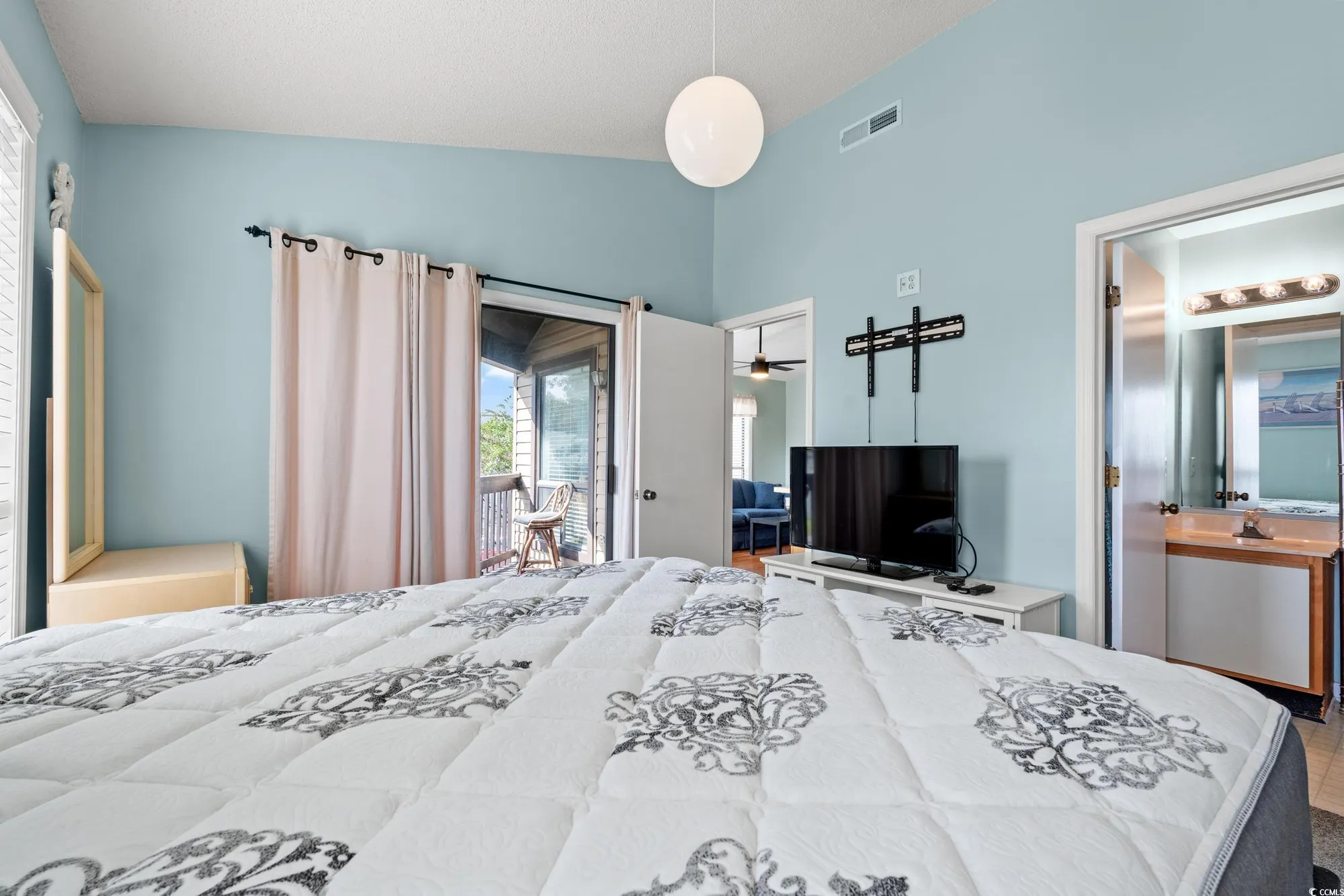 Property Slideshow image 10 of 20 | 408 tree top ct a, Myrtle Beach, SC, 29588