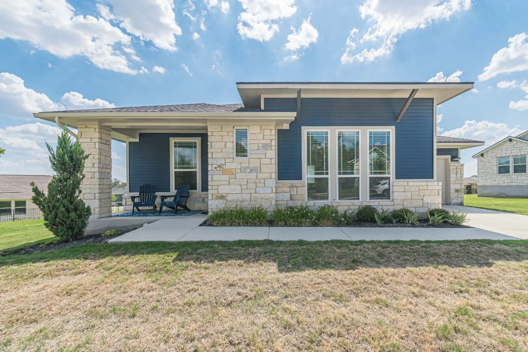 Property Slideshow image 1 of 37 | 121 charming redbud ln # 168, San Marcos, TX, 78666
