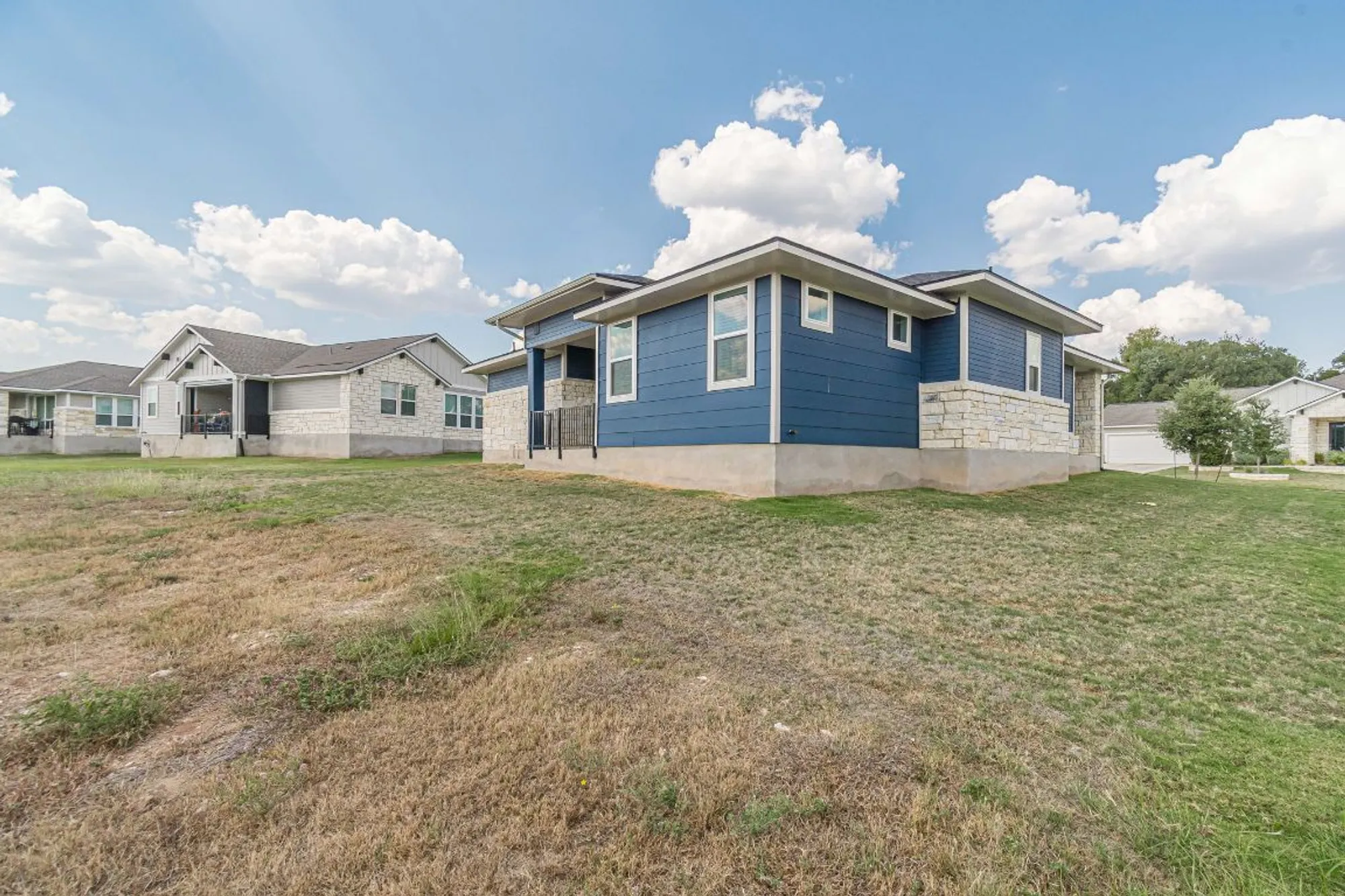 Property Slideshow image 27 of 37 | 121 charming redbud ln # 168, San Marcos, TX, 78666