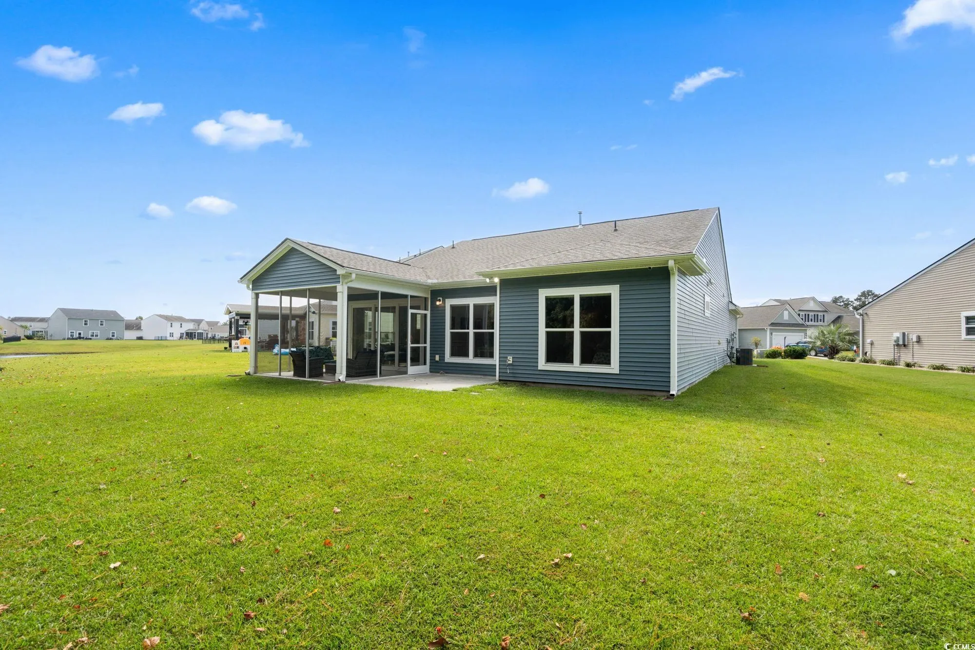 Property Slideshow image 23 of 39 | 577 carnaby loop, Myrtle Beach, SC, 29579