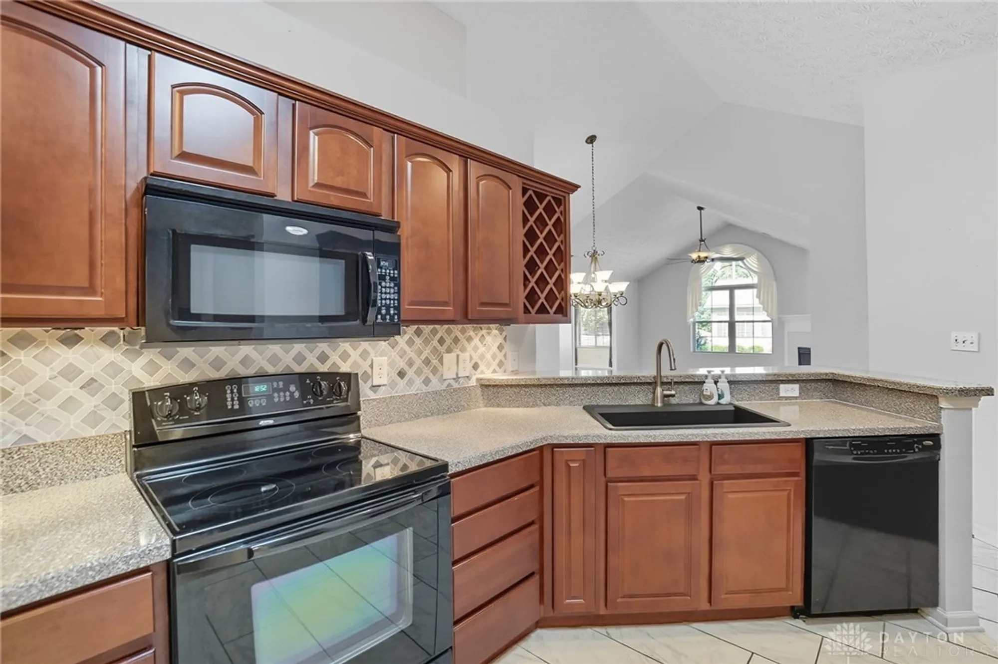 Property Slideshow image 16 of 41 | 3392 greenburn rd, Beavercreek, OH, 45434