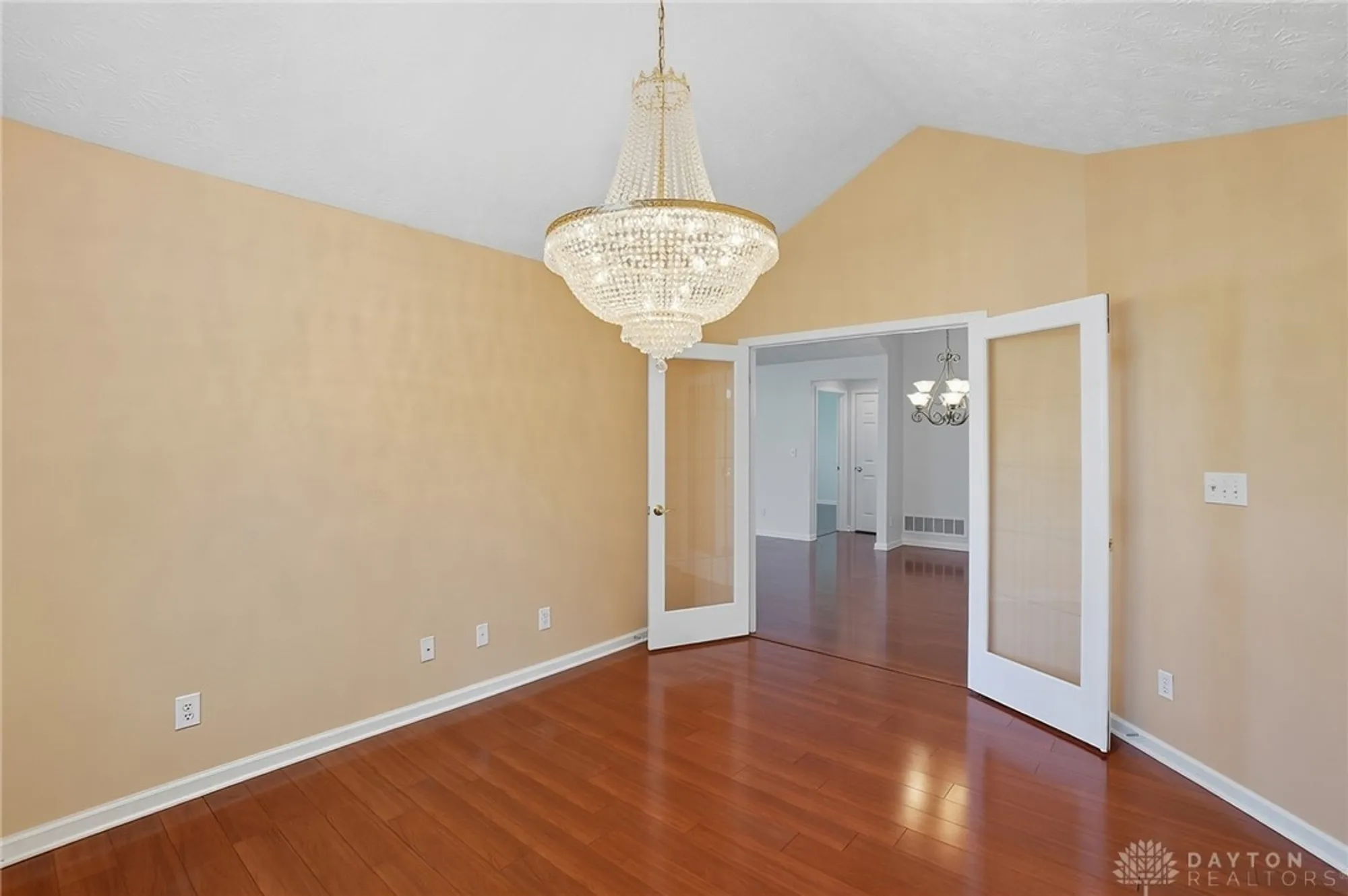 Property Slideshow image 22 of 41 | 3392 greenburn rd, Beavercreek, OH, 45434