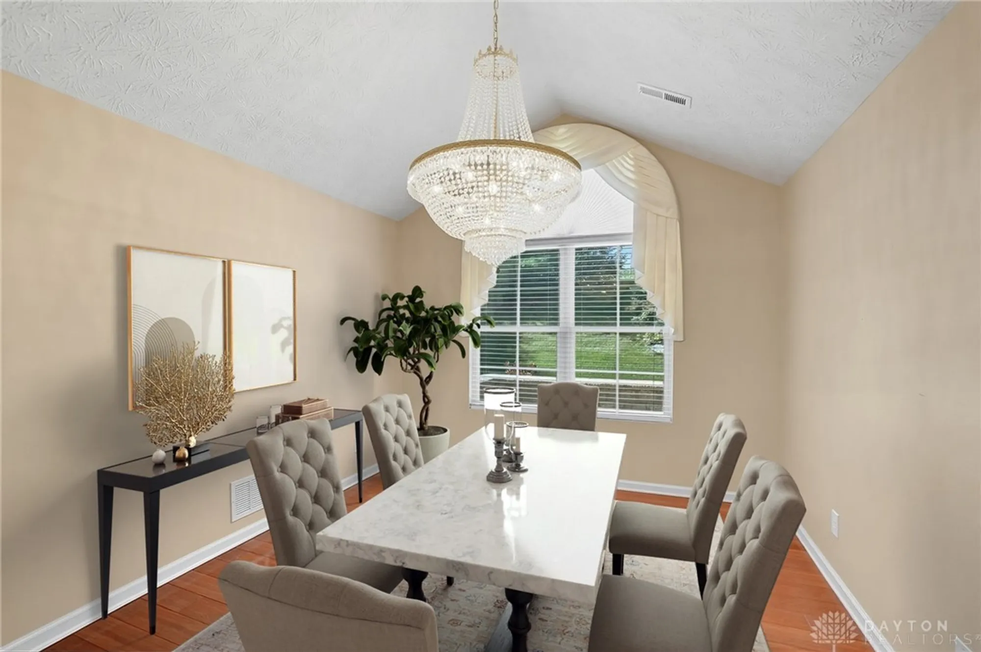 Property Slideshow image 23 of 41 | 3392 greenburn rd, Beavercreek, OH, 45434