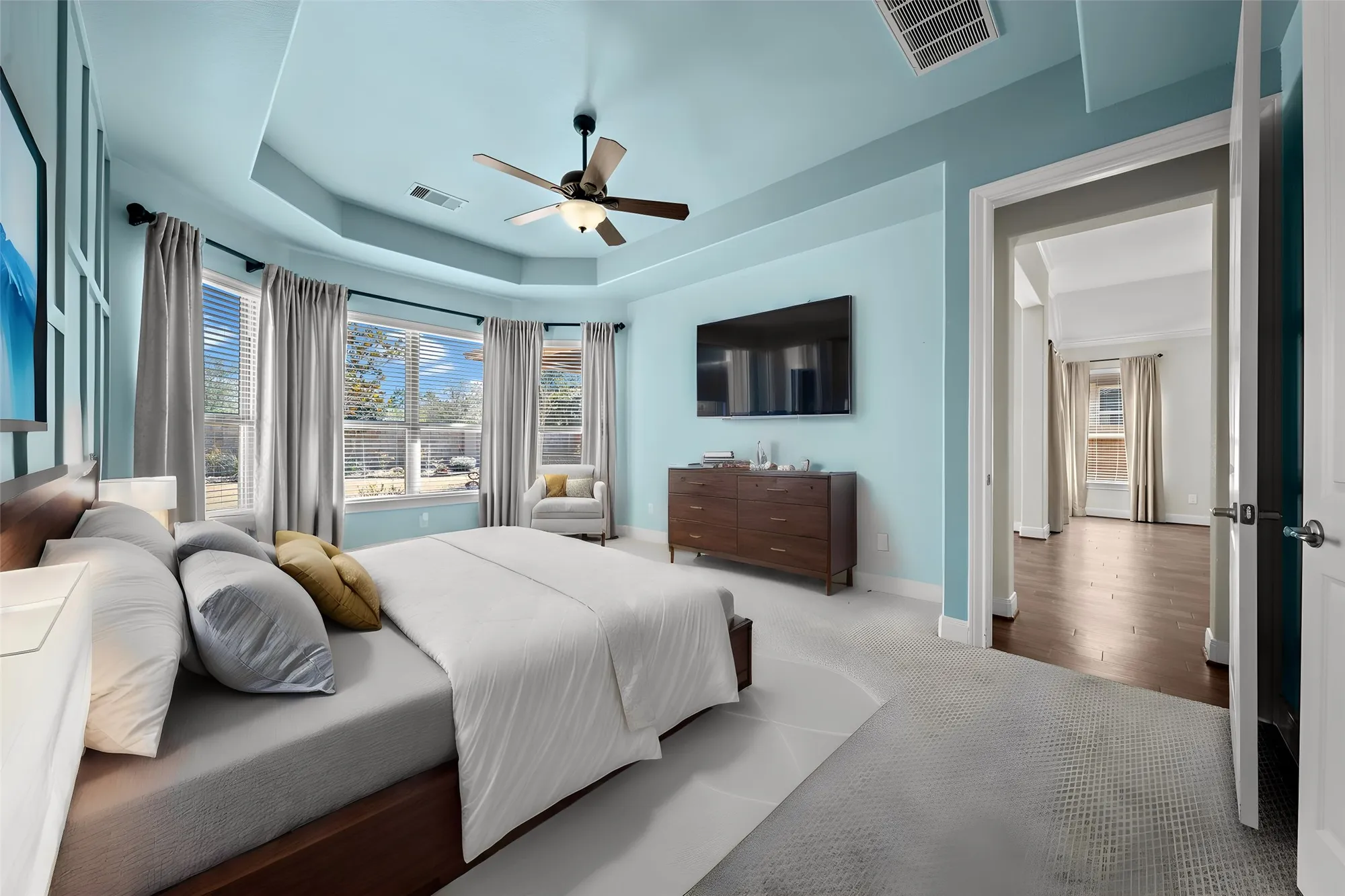 Property Slideshow image 10 of 23 | 29019 turning springs ln, Fulshear, TX, 77441