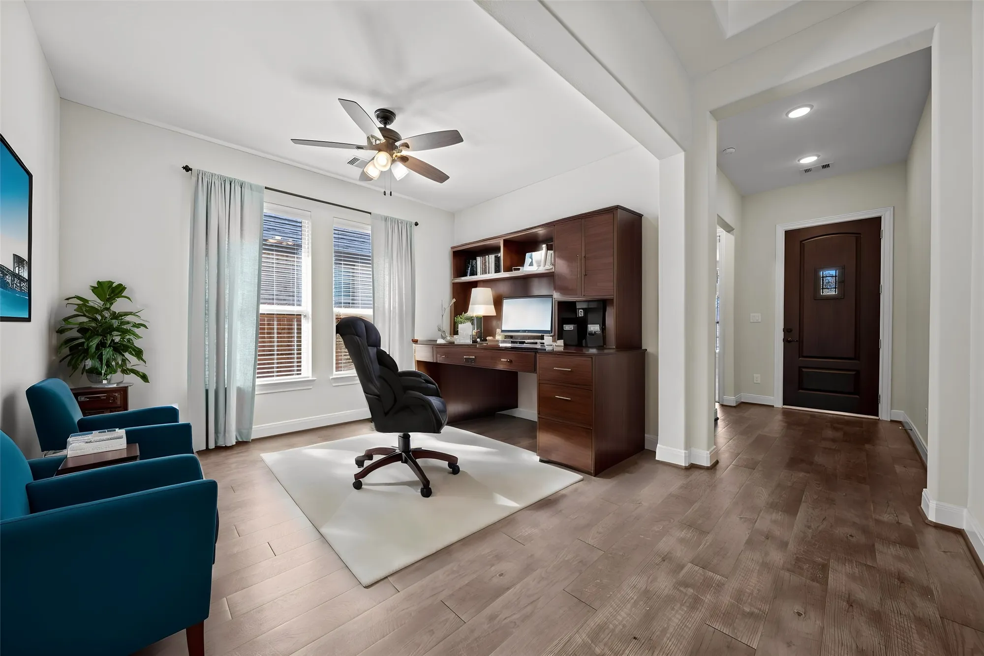 Property Slideshow image 4 of 23 | 29019 turning springs ln, Fulshear, TX, 77441