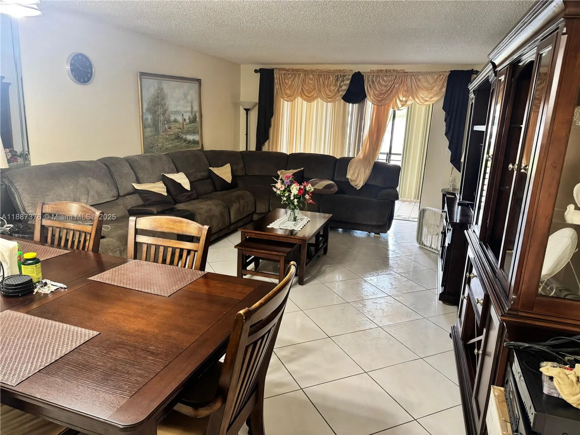 Property Slideshow image 5 of 17 | 4960 e sabal palm blvd apt 203, Tamarac, FL, 33319