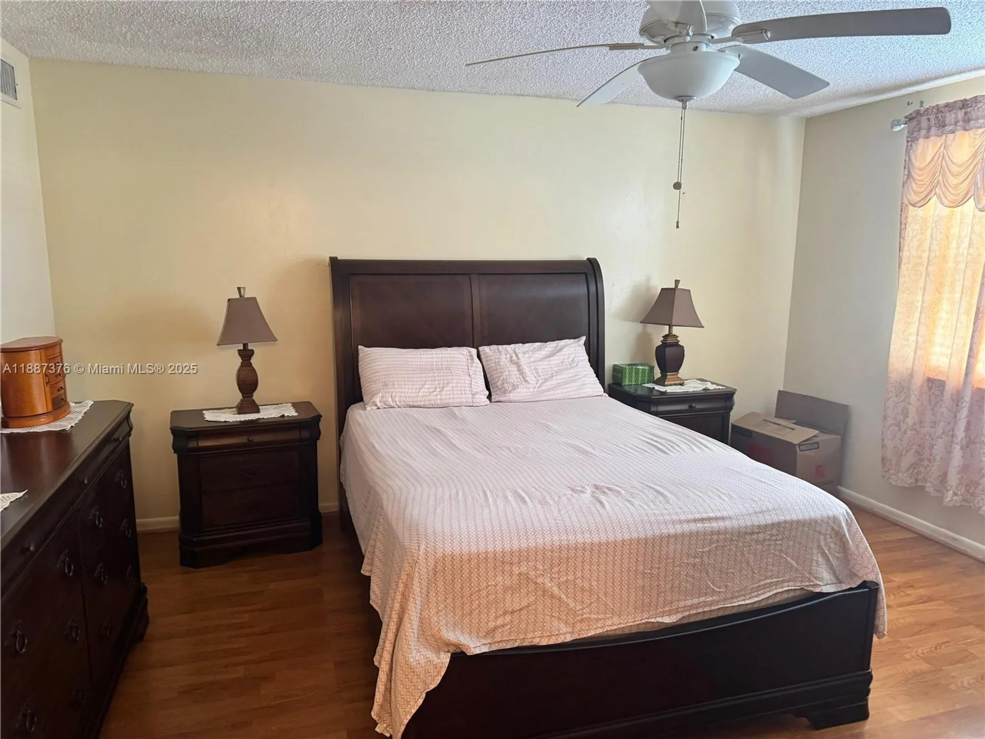 Property Slideshow image 9 of 17 | 4960 e sabal palm blvd apt 203, Tamarac, FL, 33319